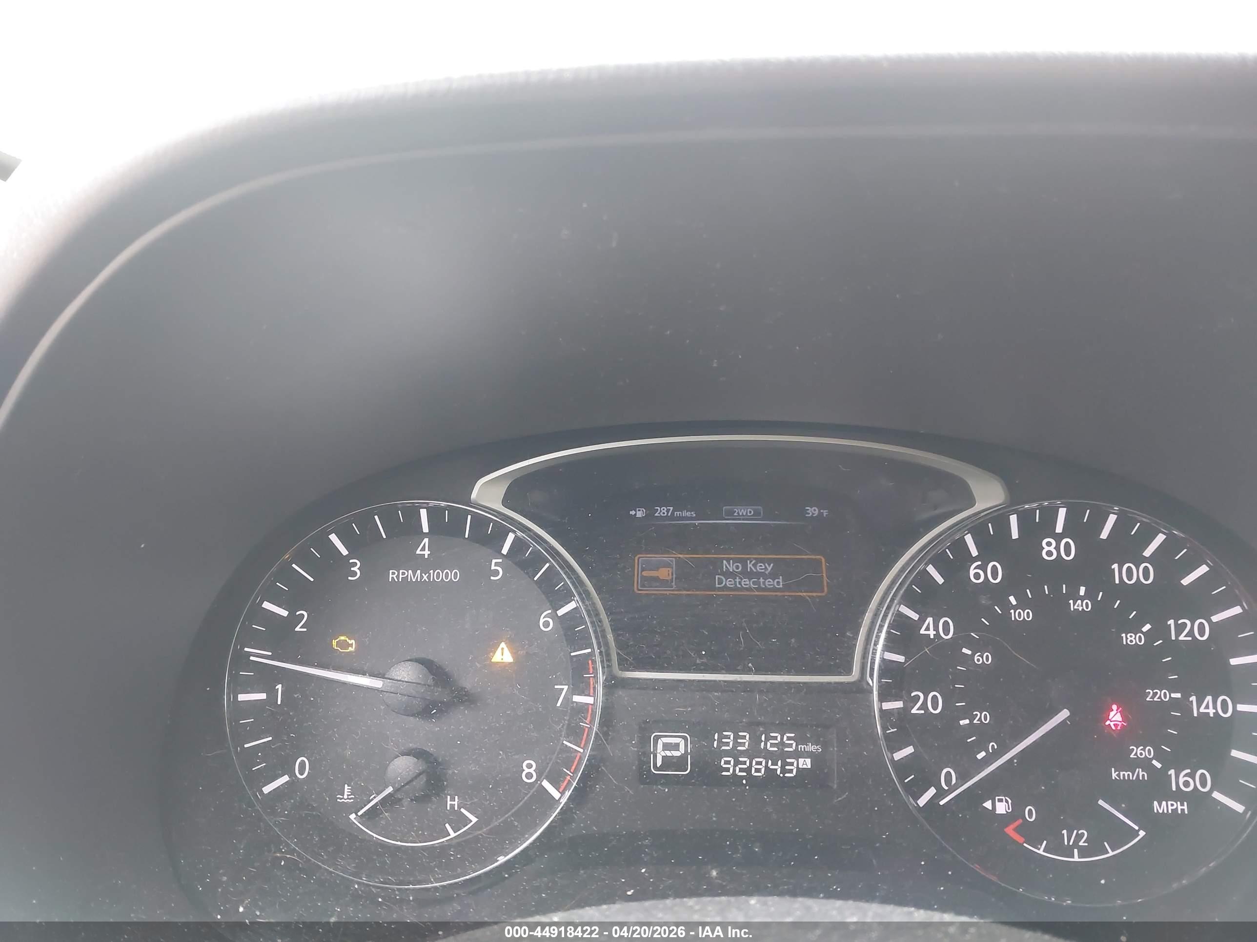 NISSAN PATHFINDER image 7