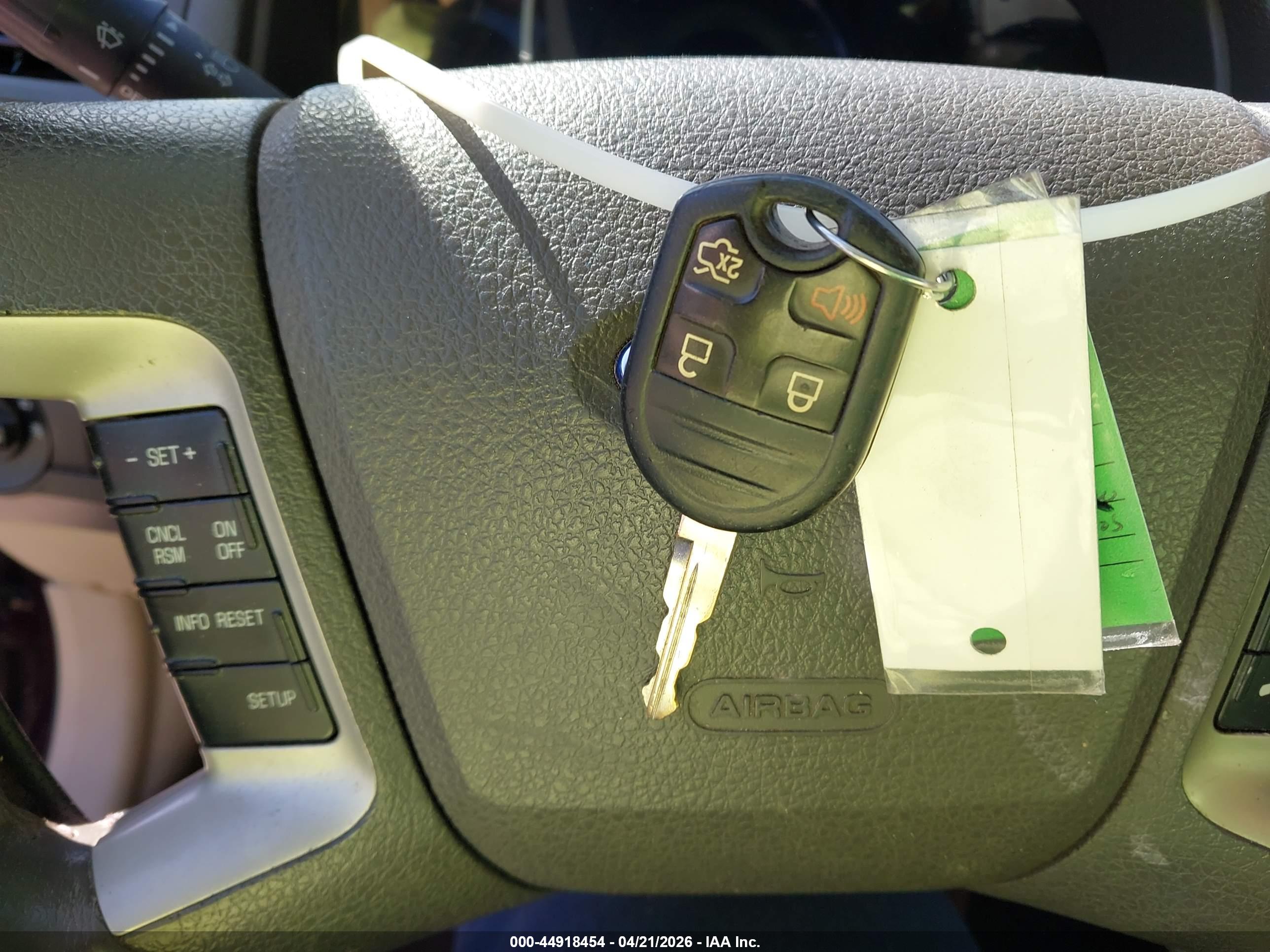 FORD FUSION image 11
