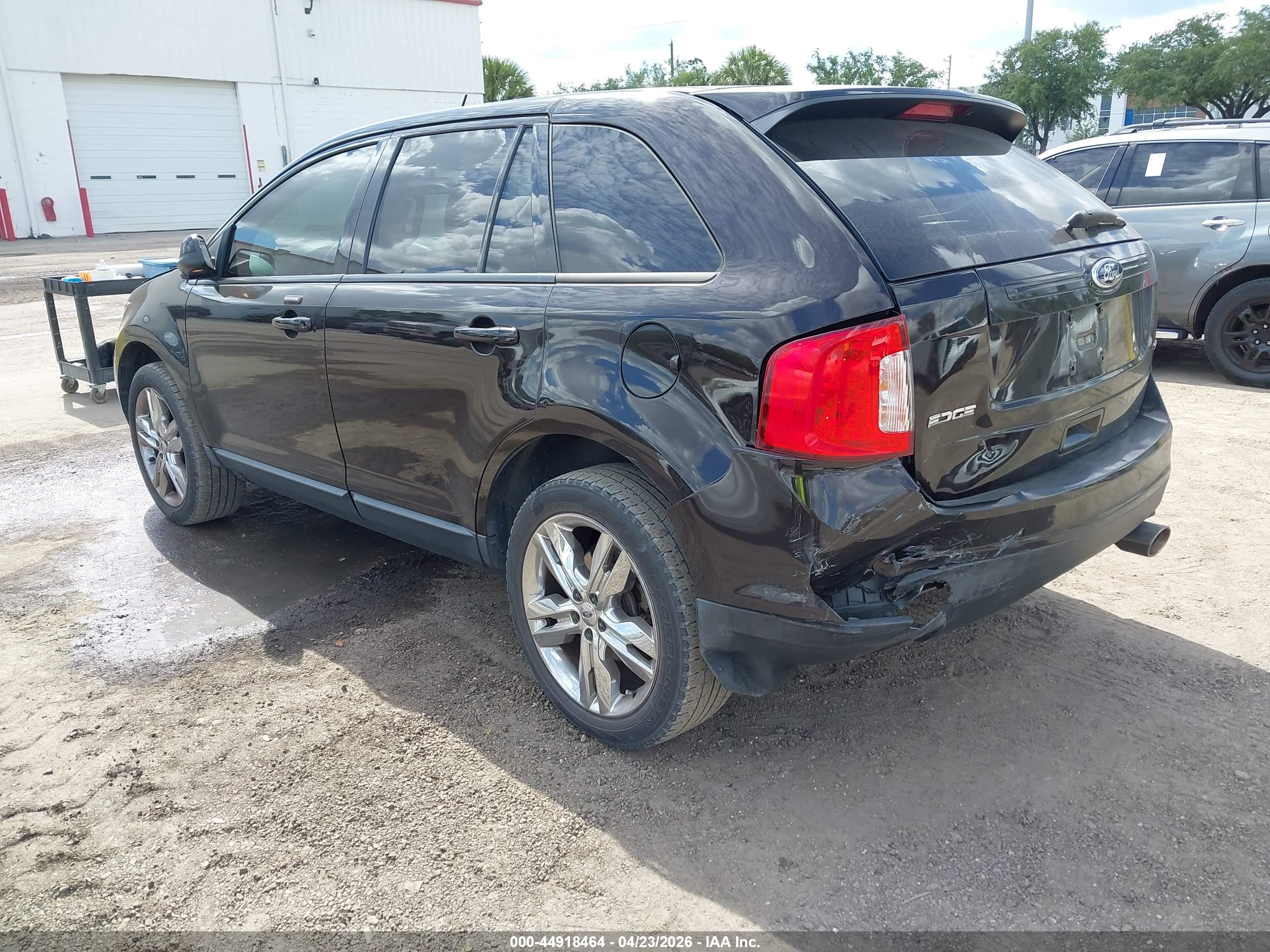 FORD EDGE image 3
