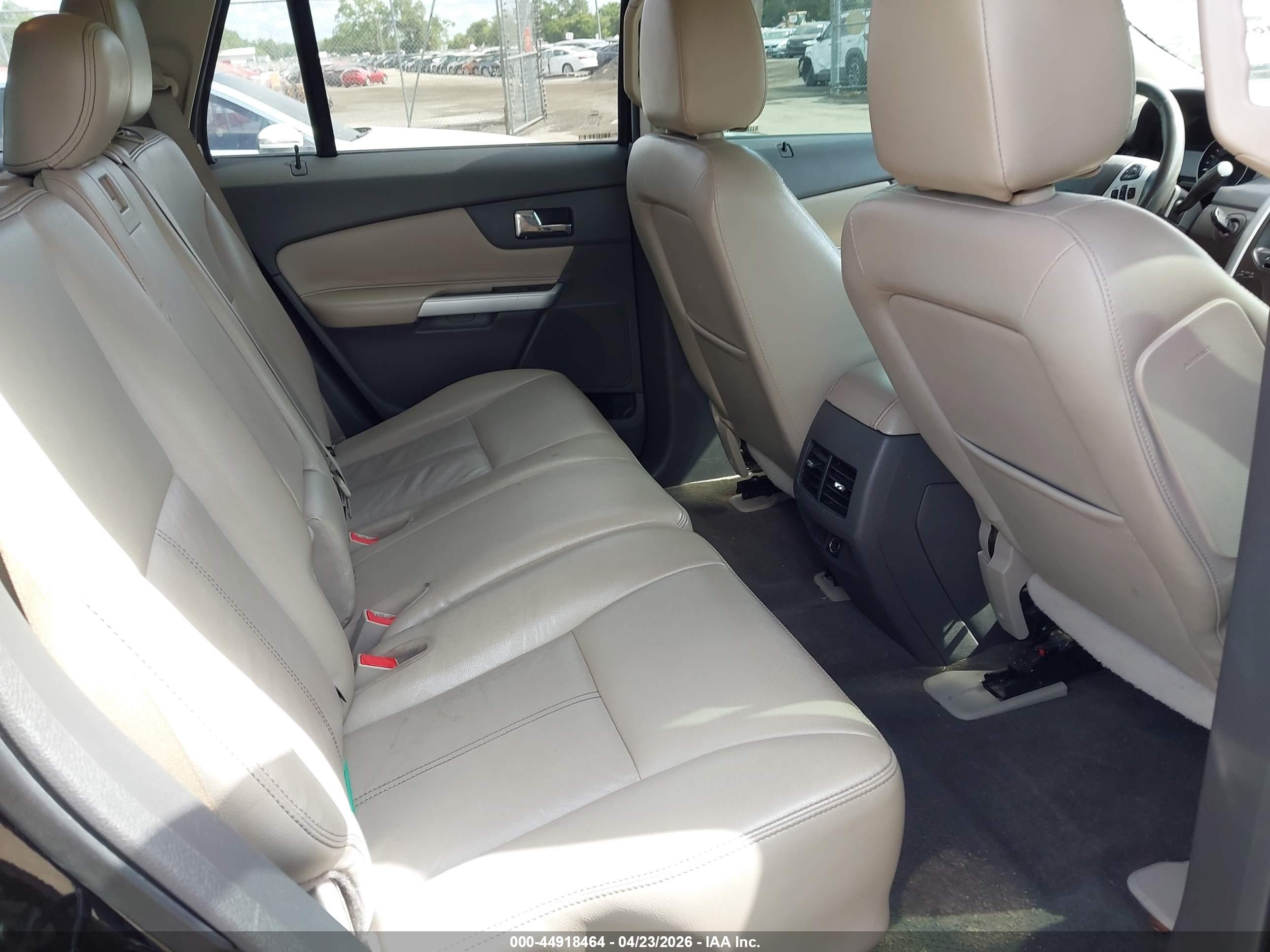 FORD EDGE image 8