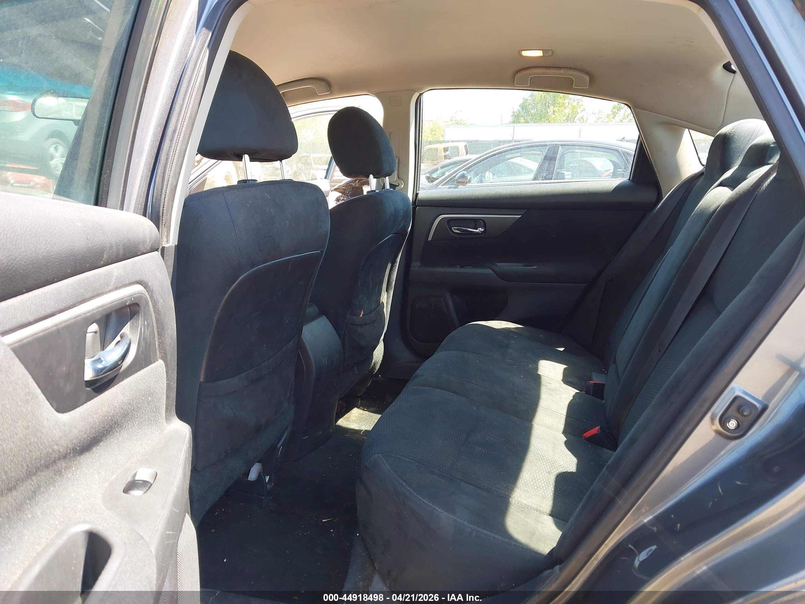 NISSAN ALTIMA image 8