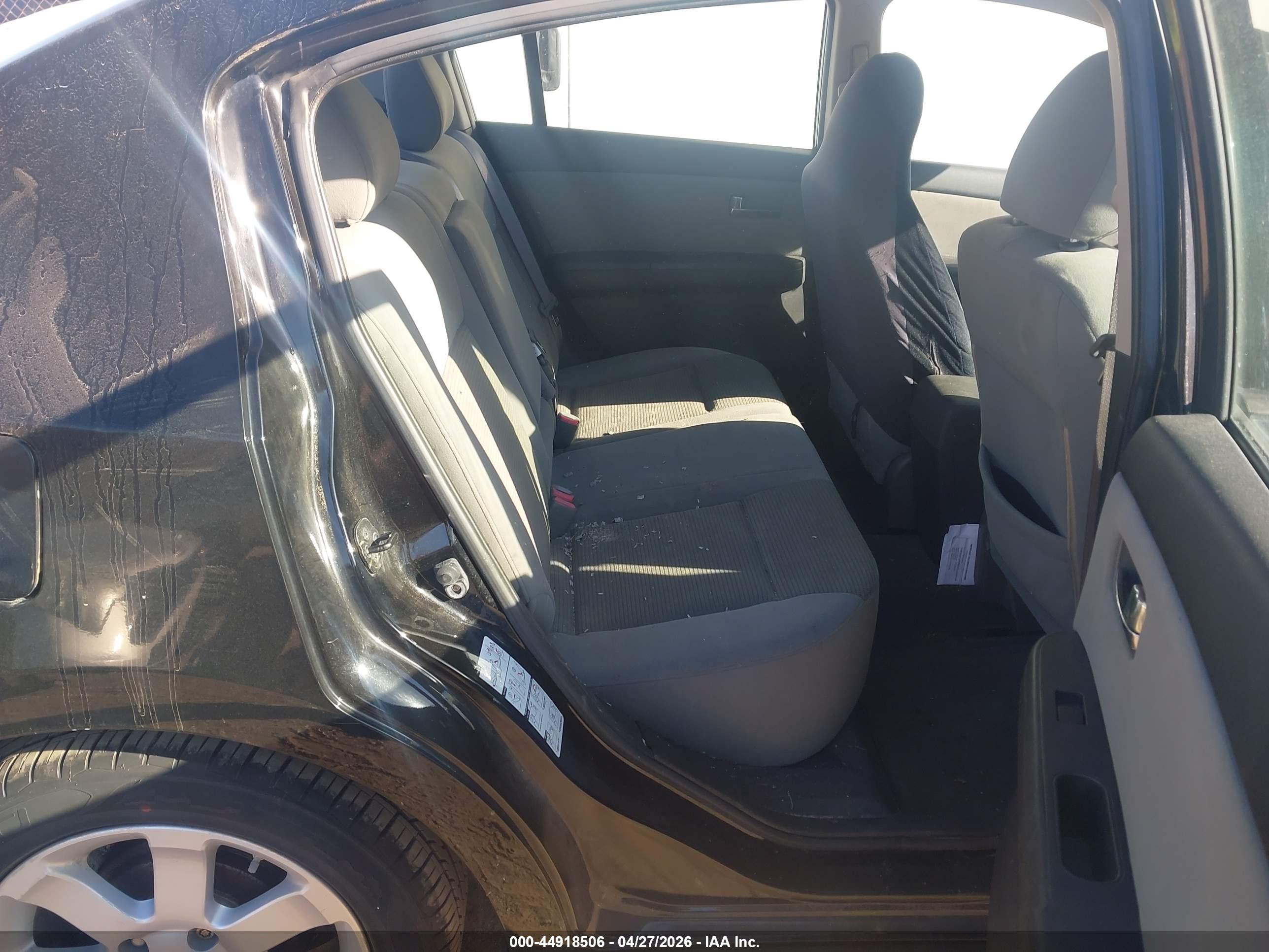 NISSAN SENTRA image 8