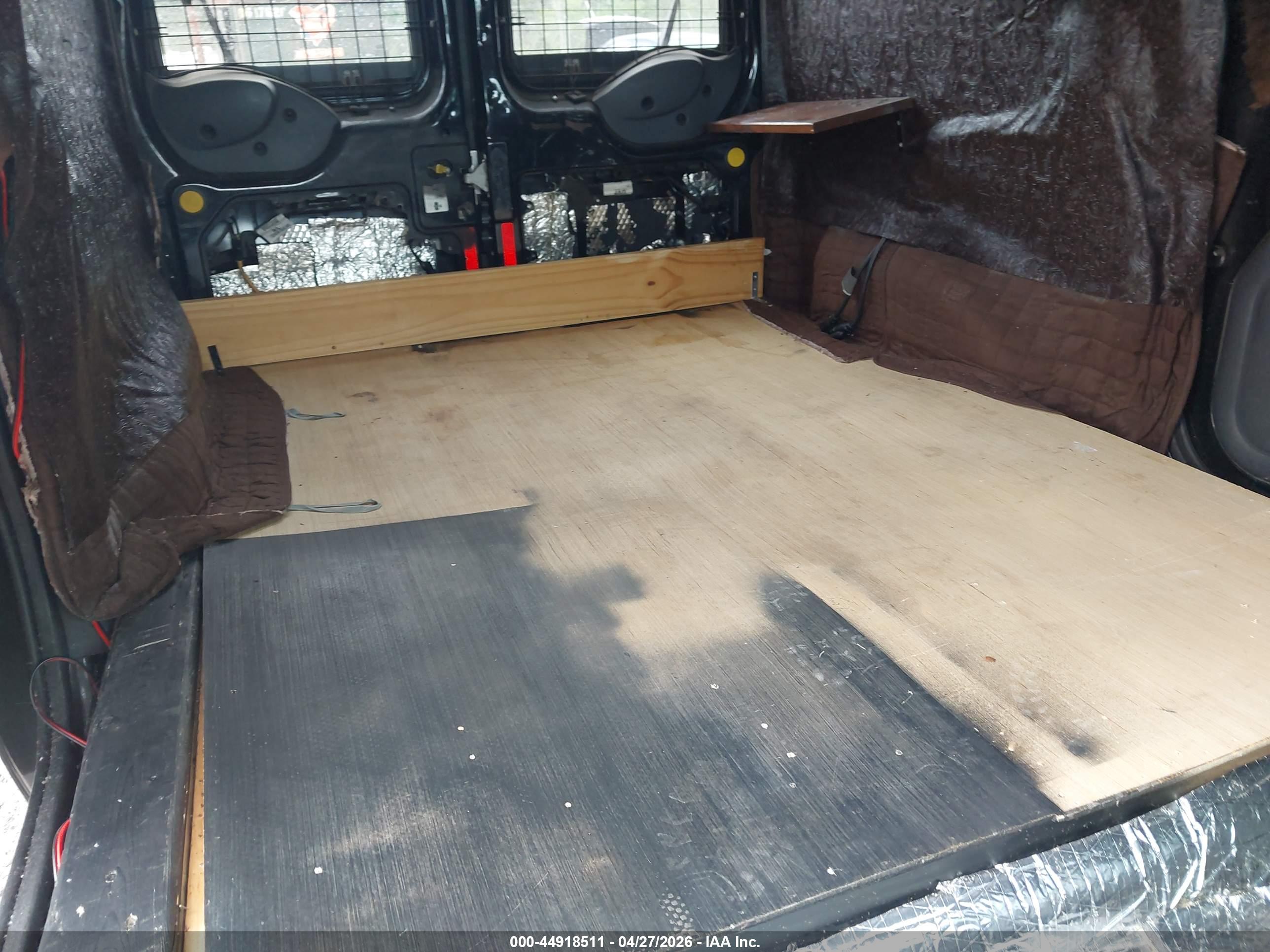 FORD TRANSIT image 8