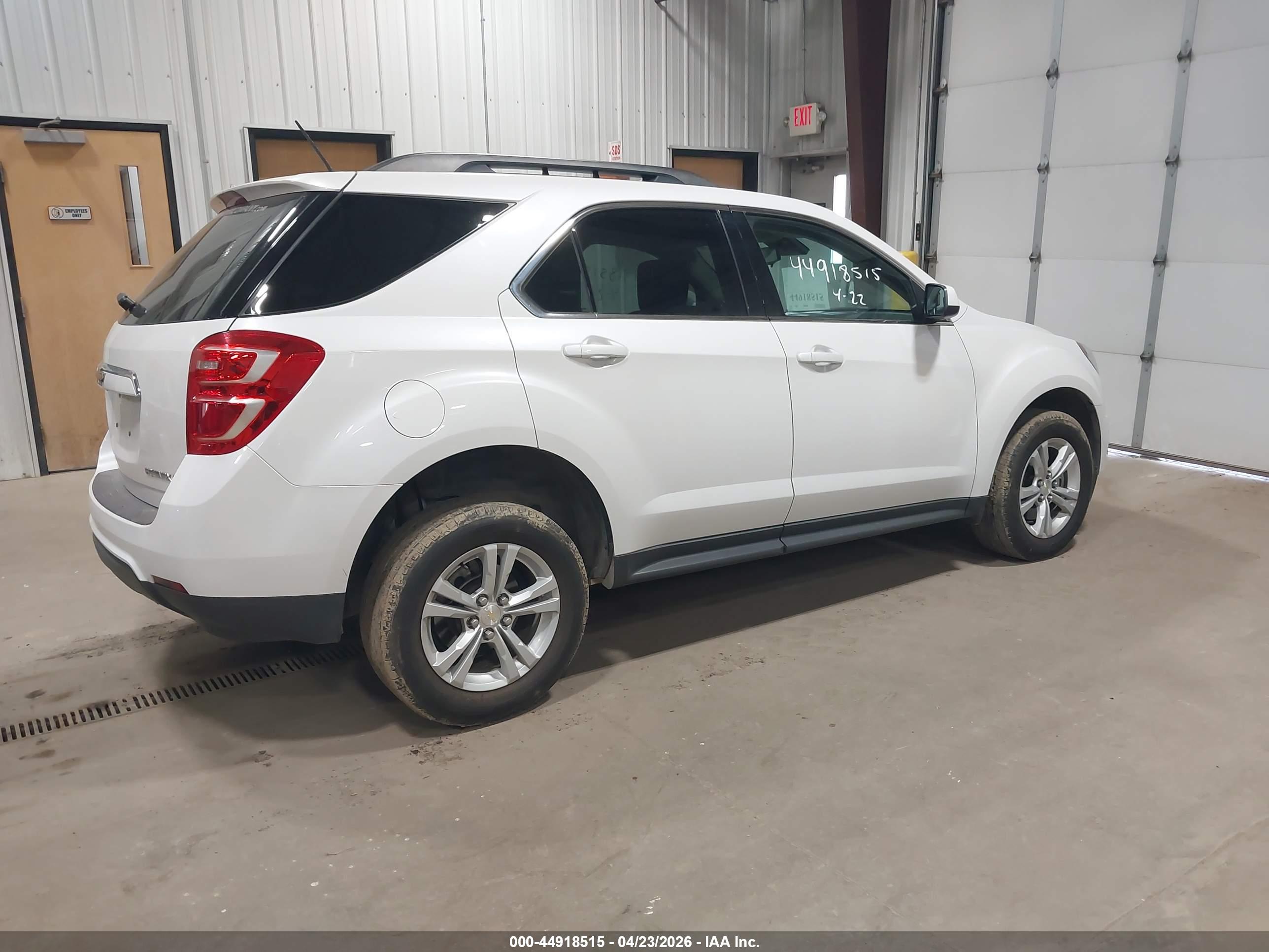 CHEVROLET EQUINOX image 4
