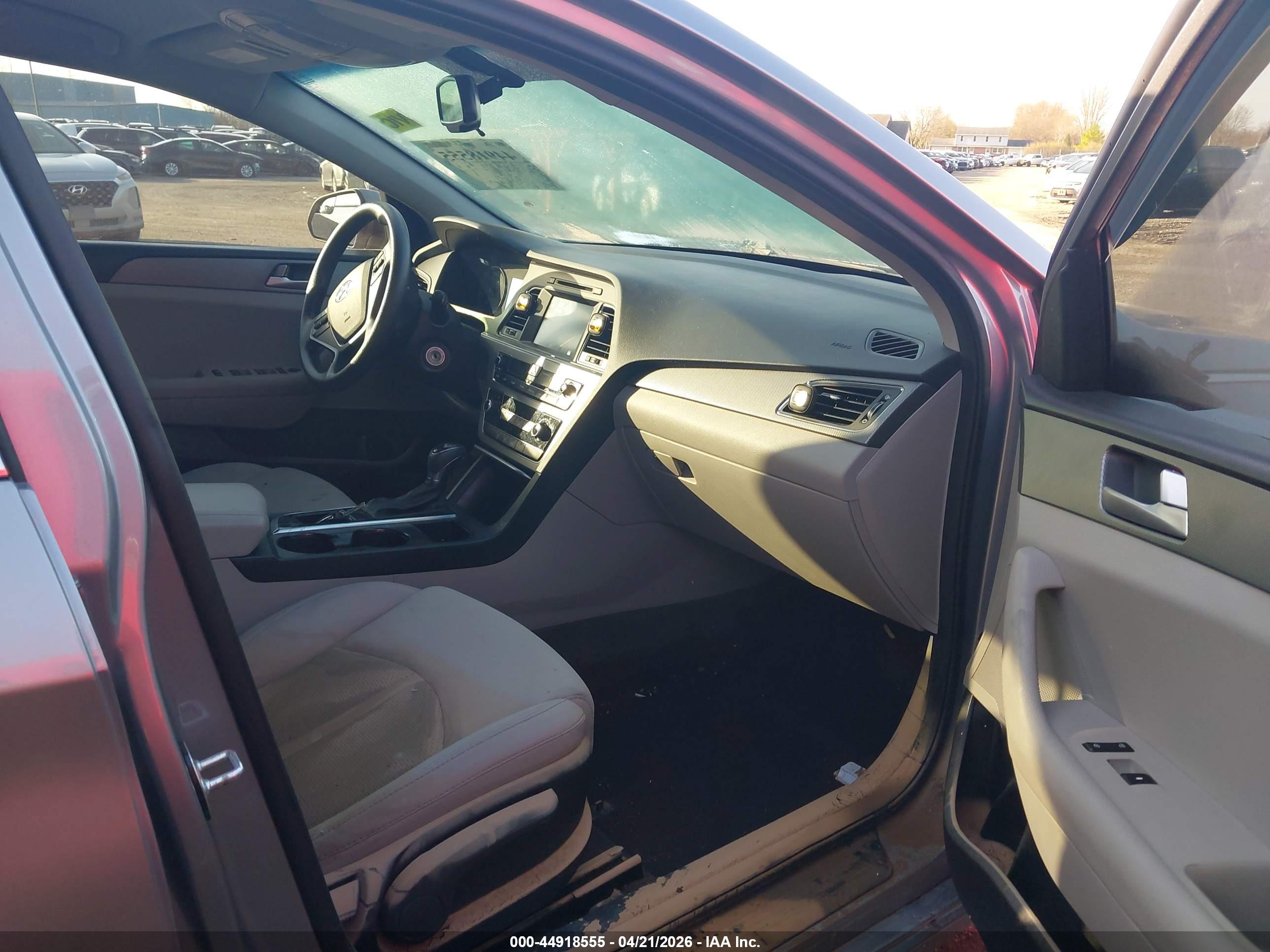 HYUNDAI SONATA image 5