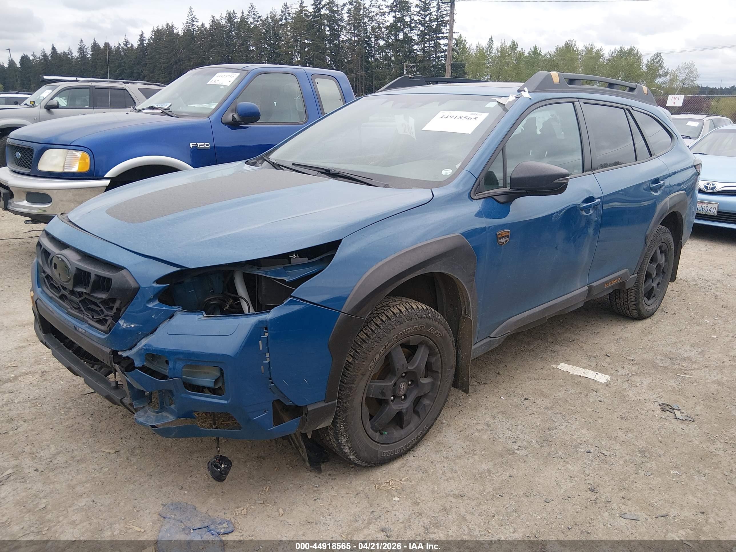 SUBARU OUTBACK image 2