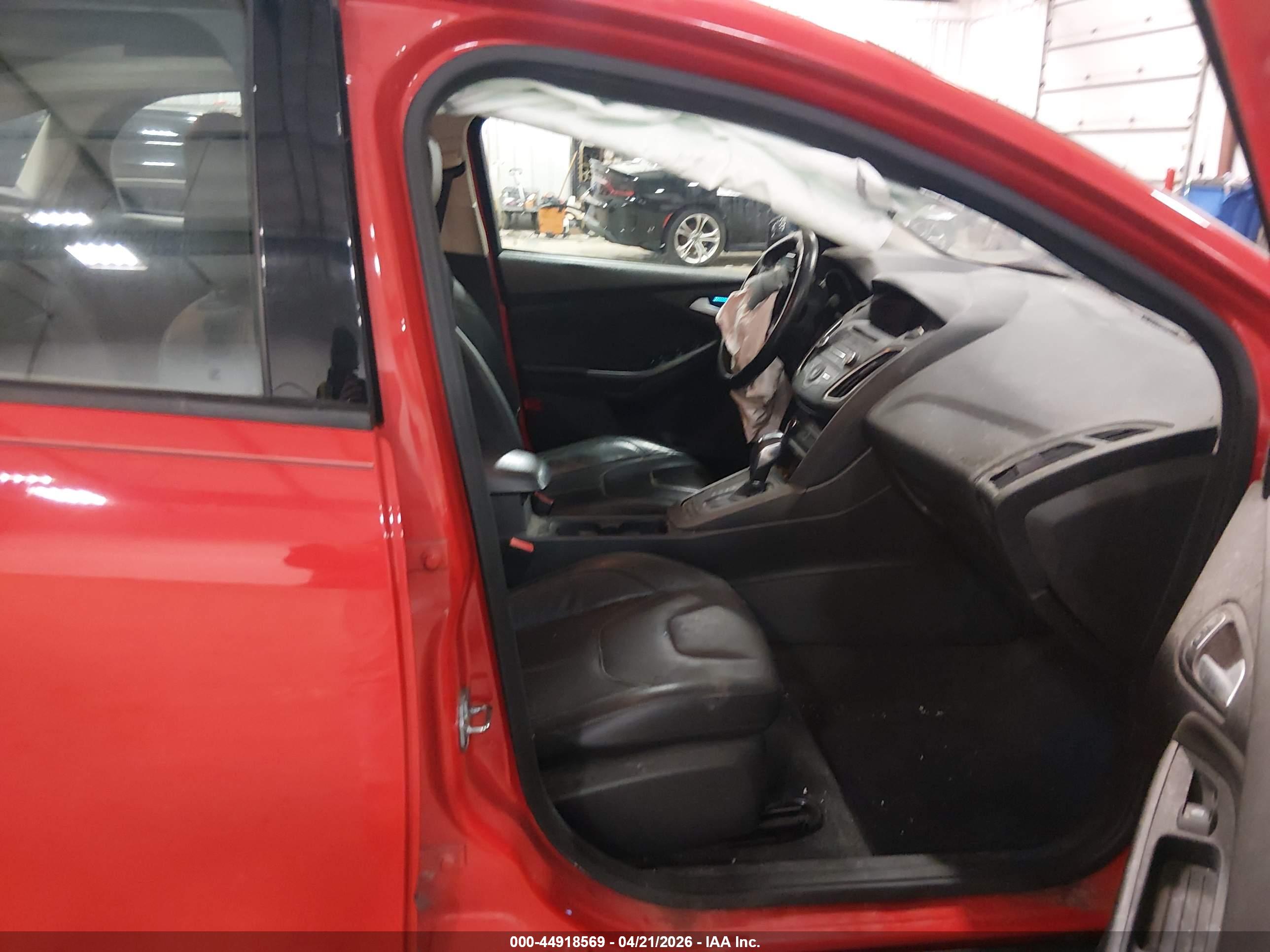 FORD FOCUS image 5