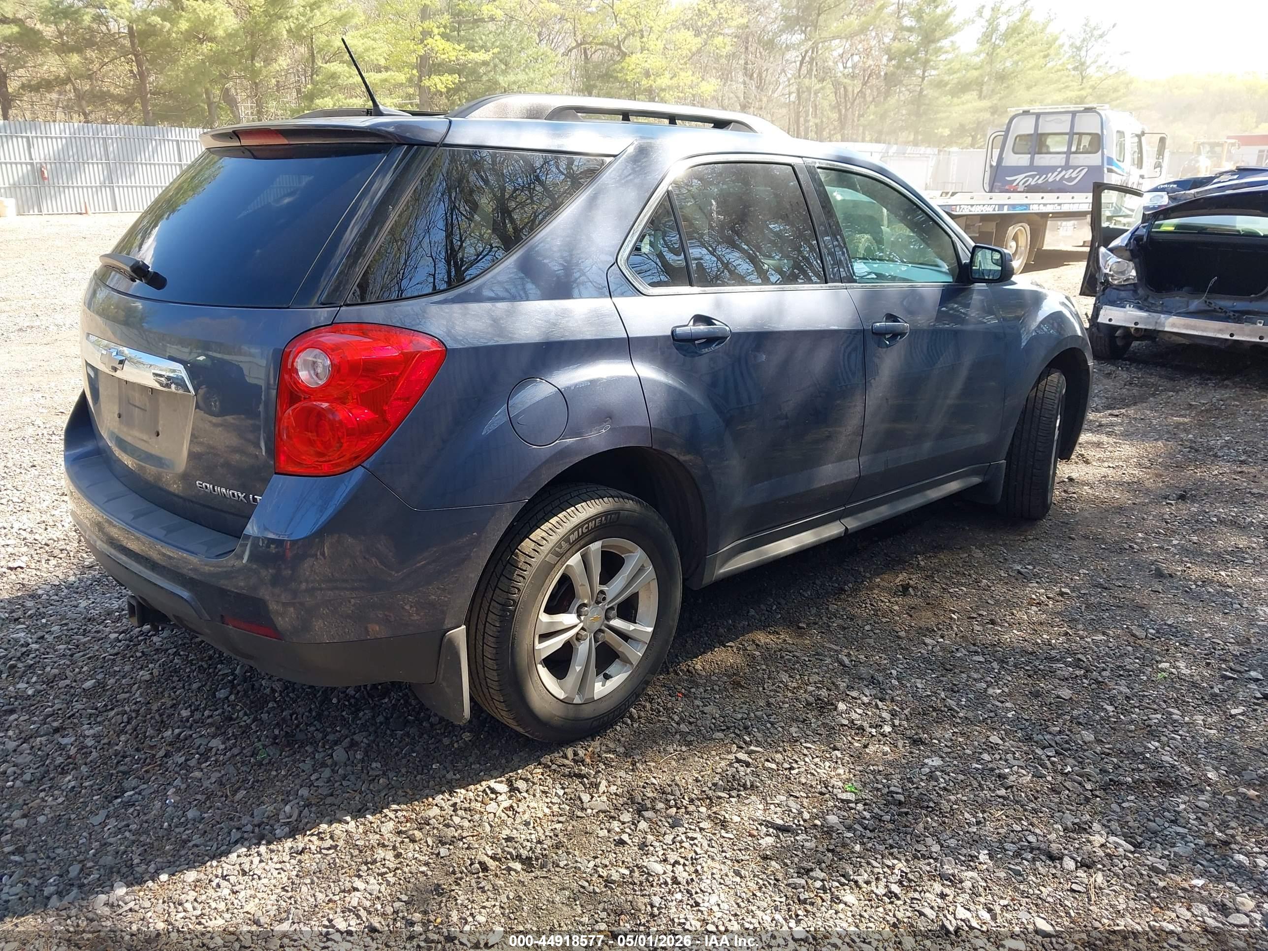 CHEVROLET EQUINOX image 4