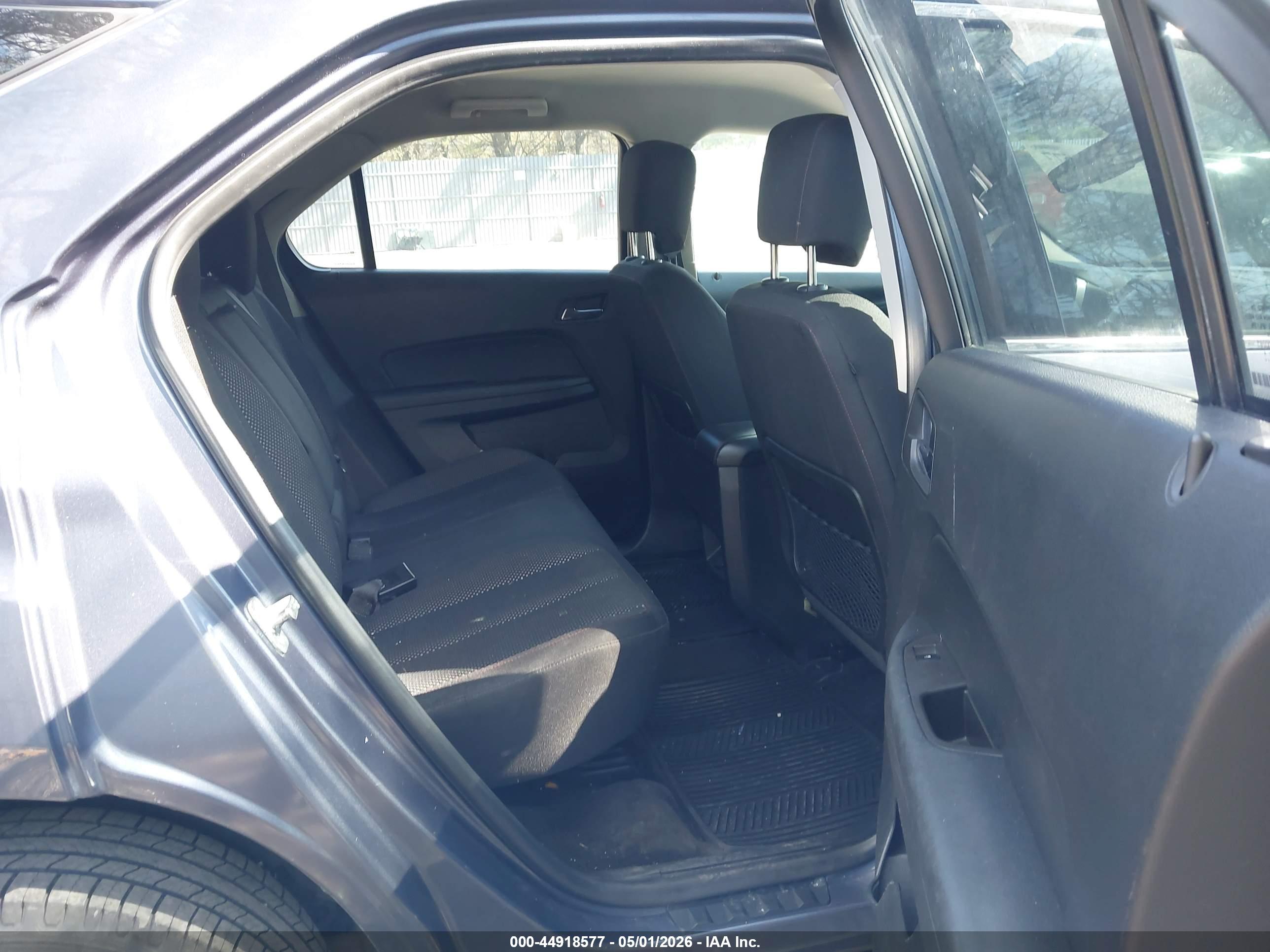 CHEVROLET EQUINOX image 8