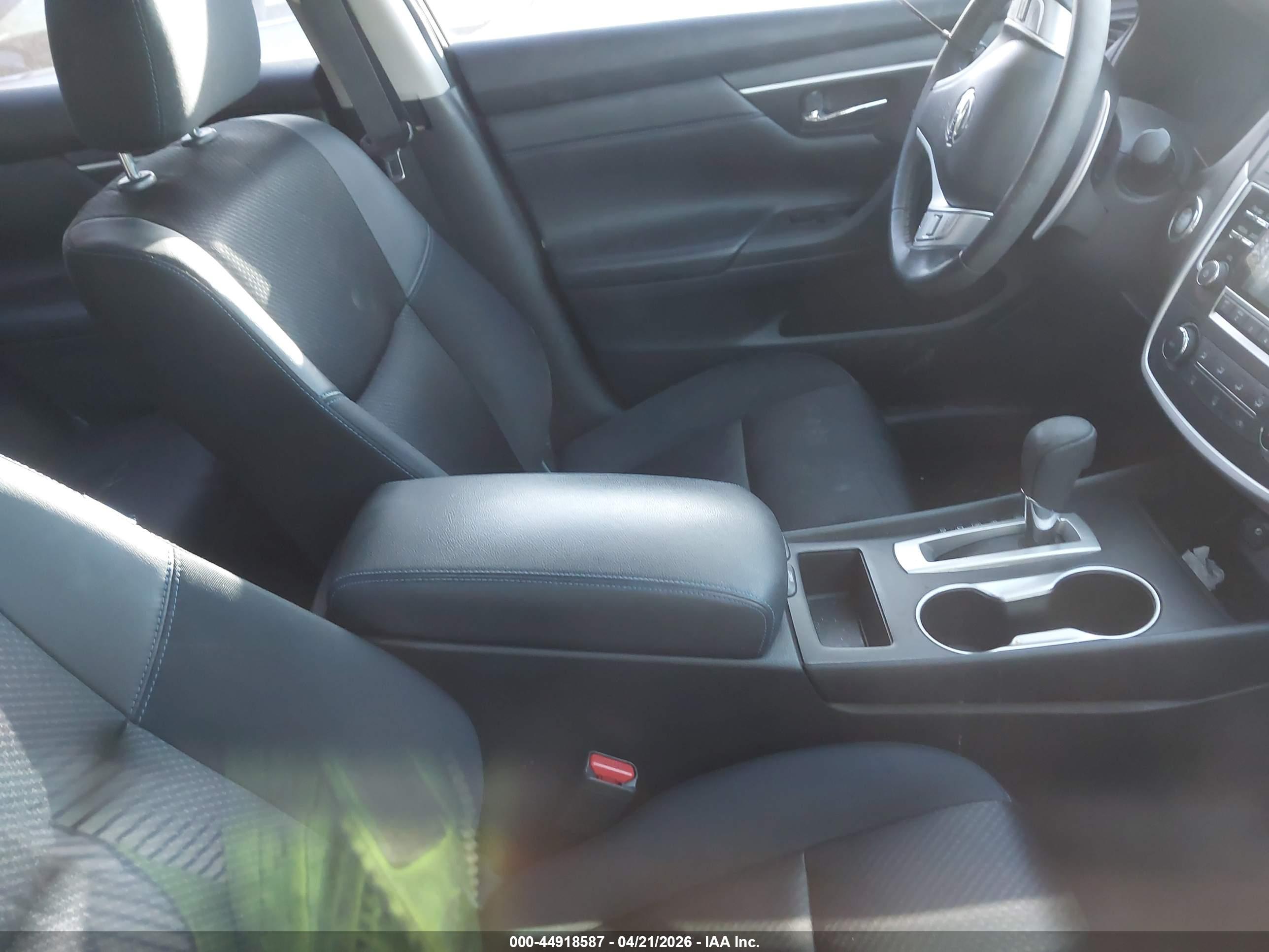 NISSAN ALTIMA image 5