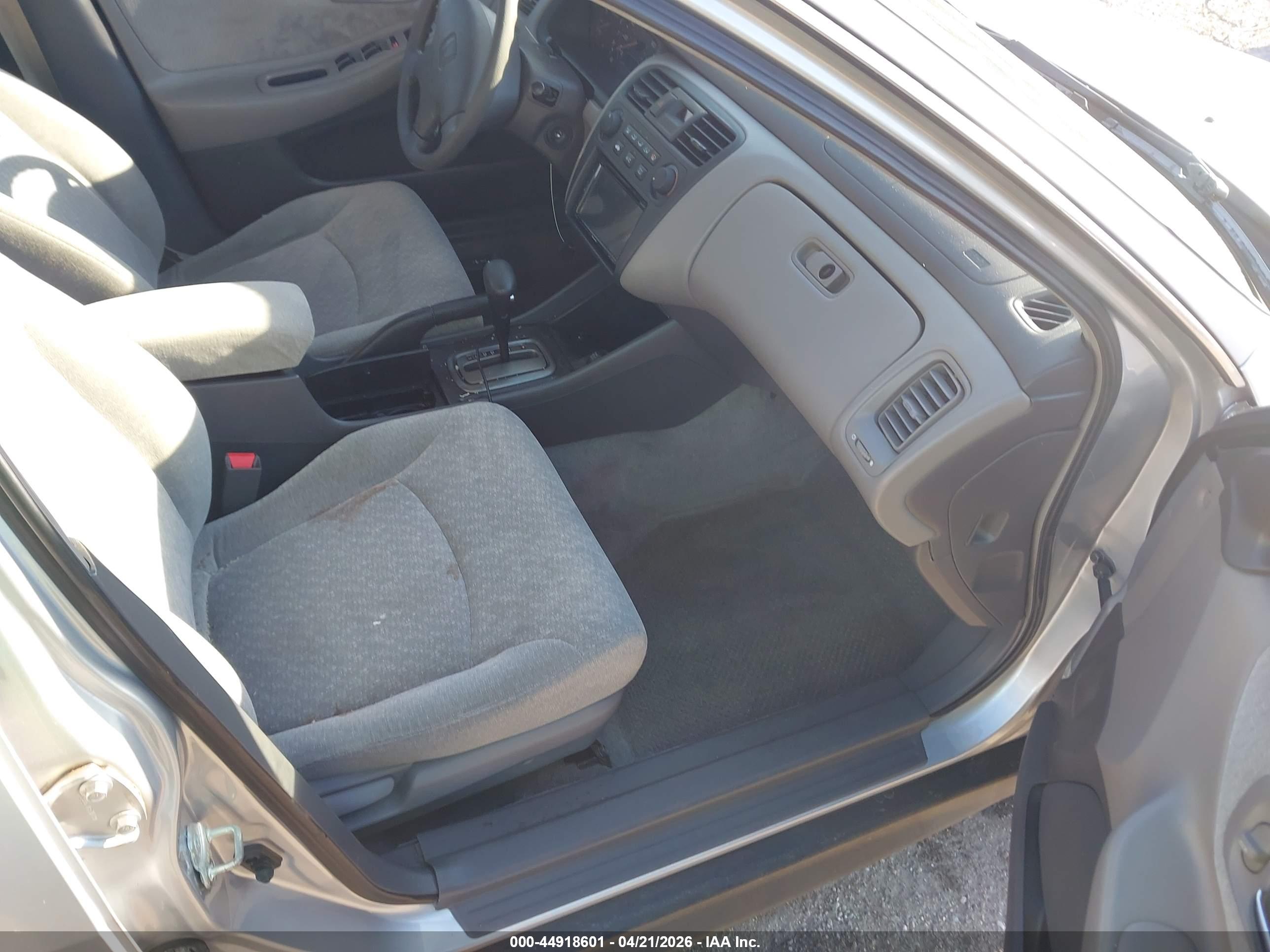 HONDA ACCORD image 5