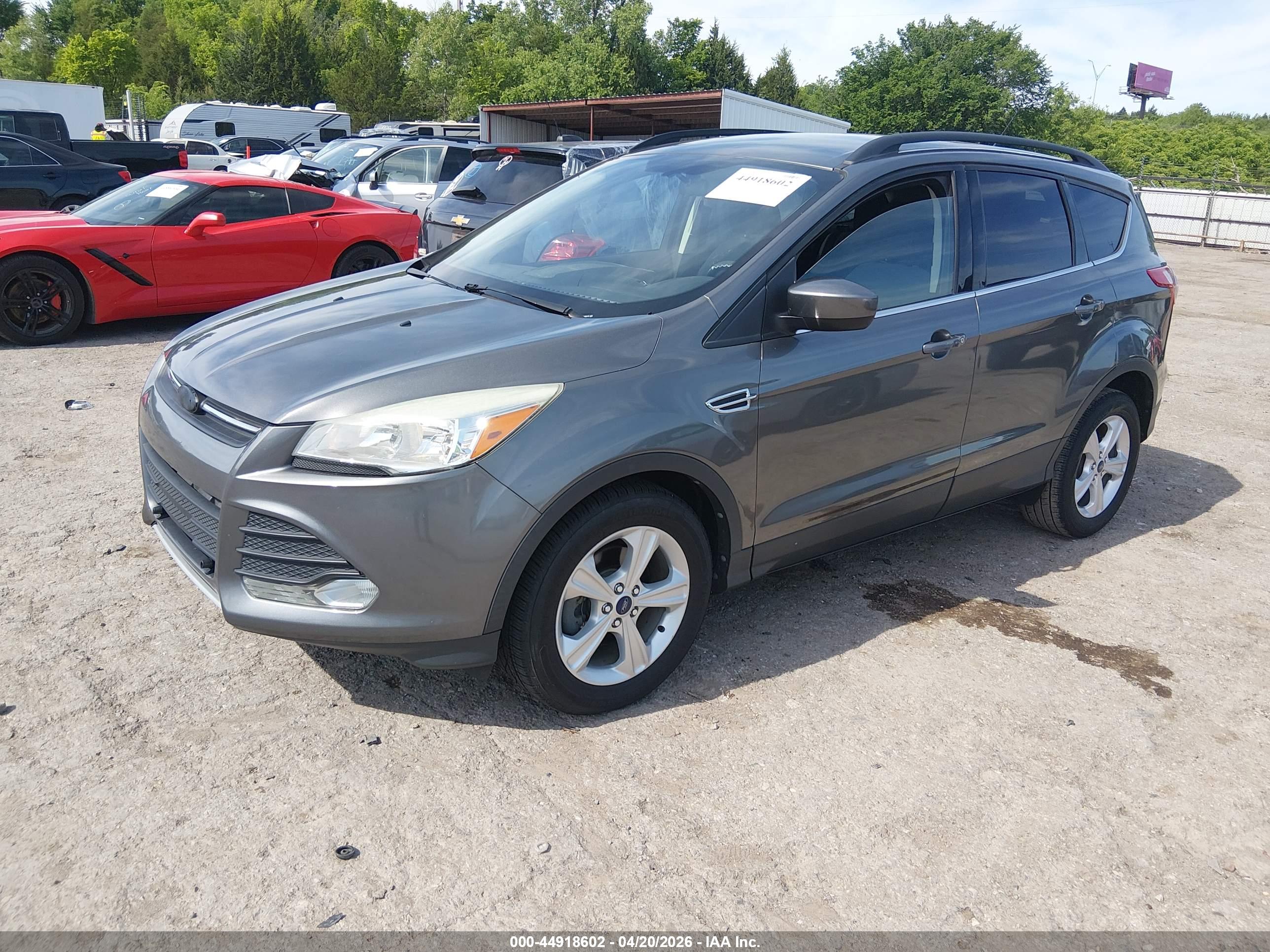 FORD ESCAPE image 2