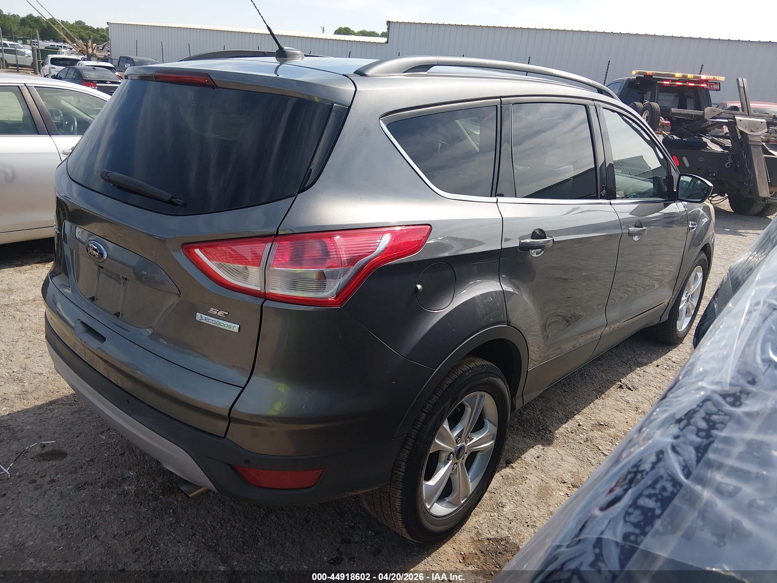 FORD ESCAPE image 4
