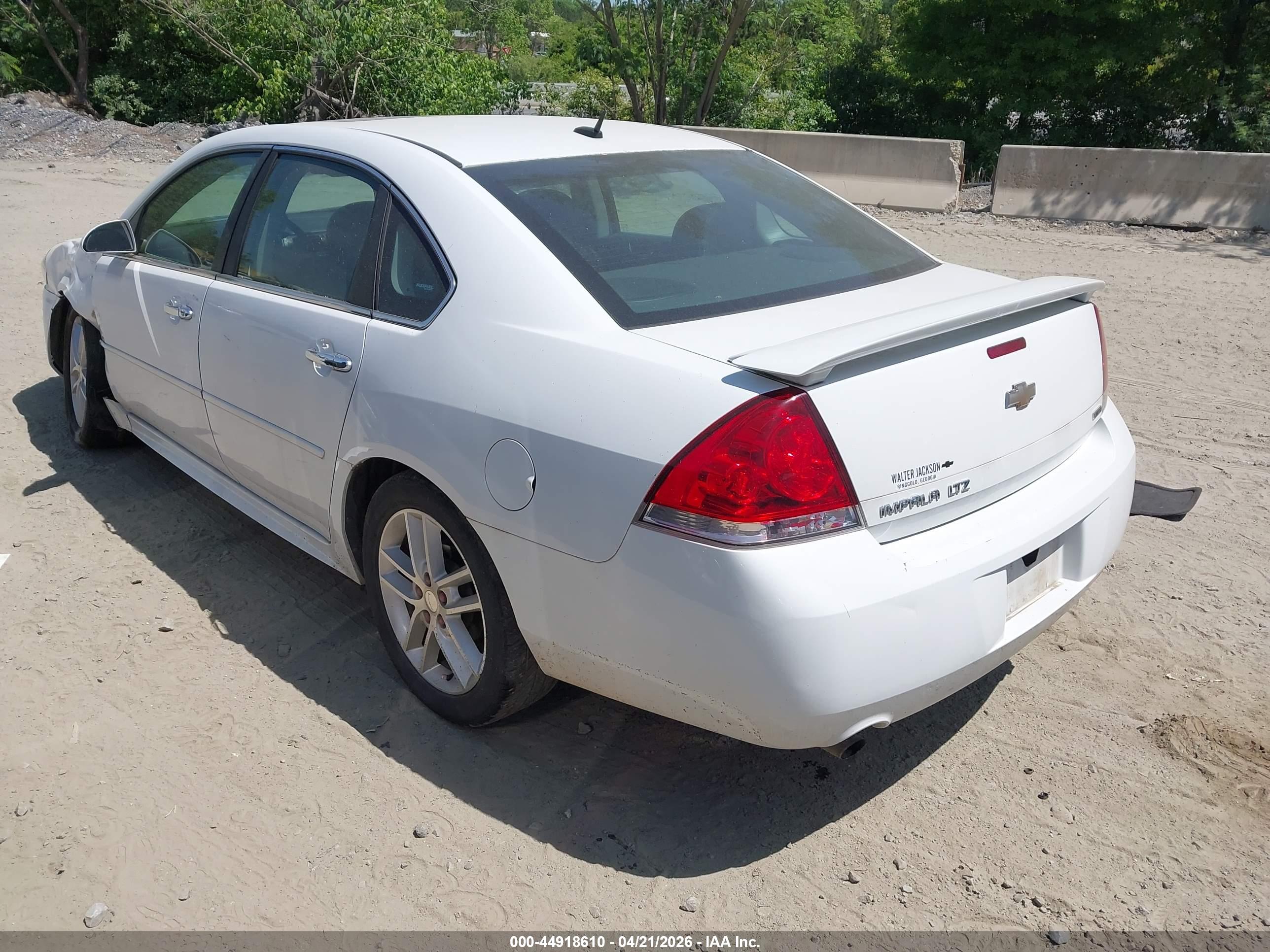 CHEVROLET IMPALA image 3
