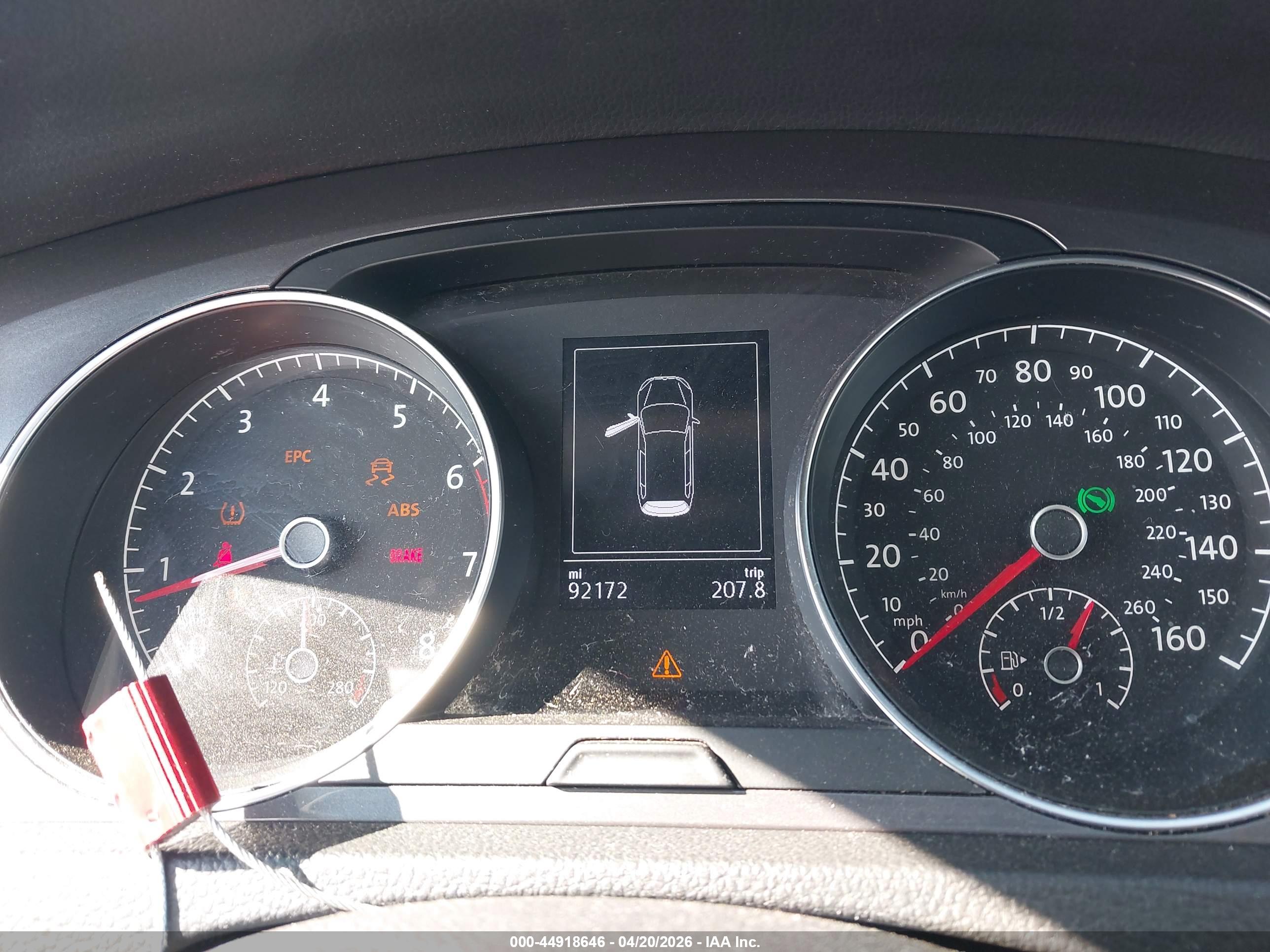 VOLKSWAGEN GOLF image 7