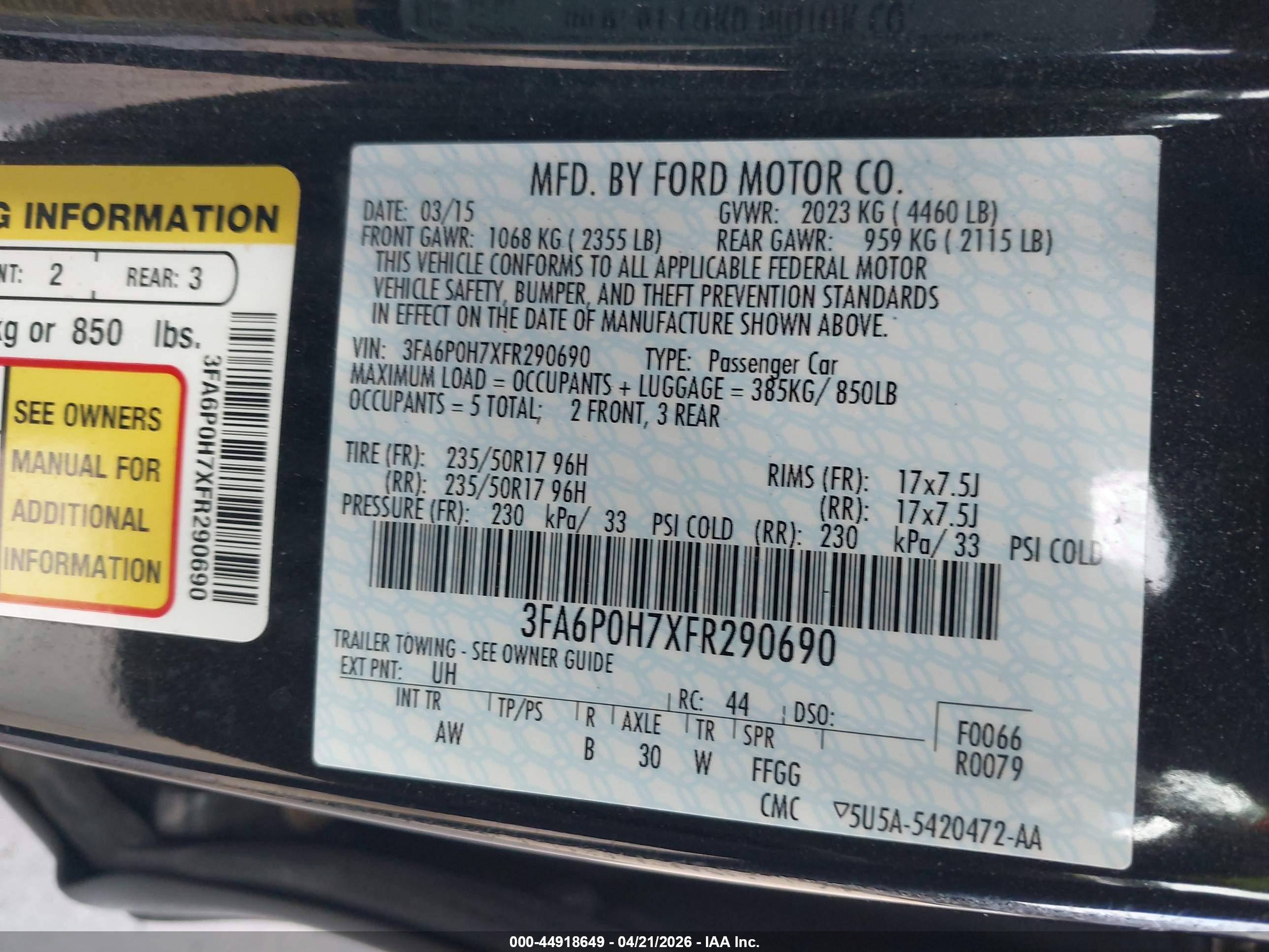 FORD FUSION image 9