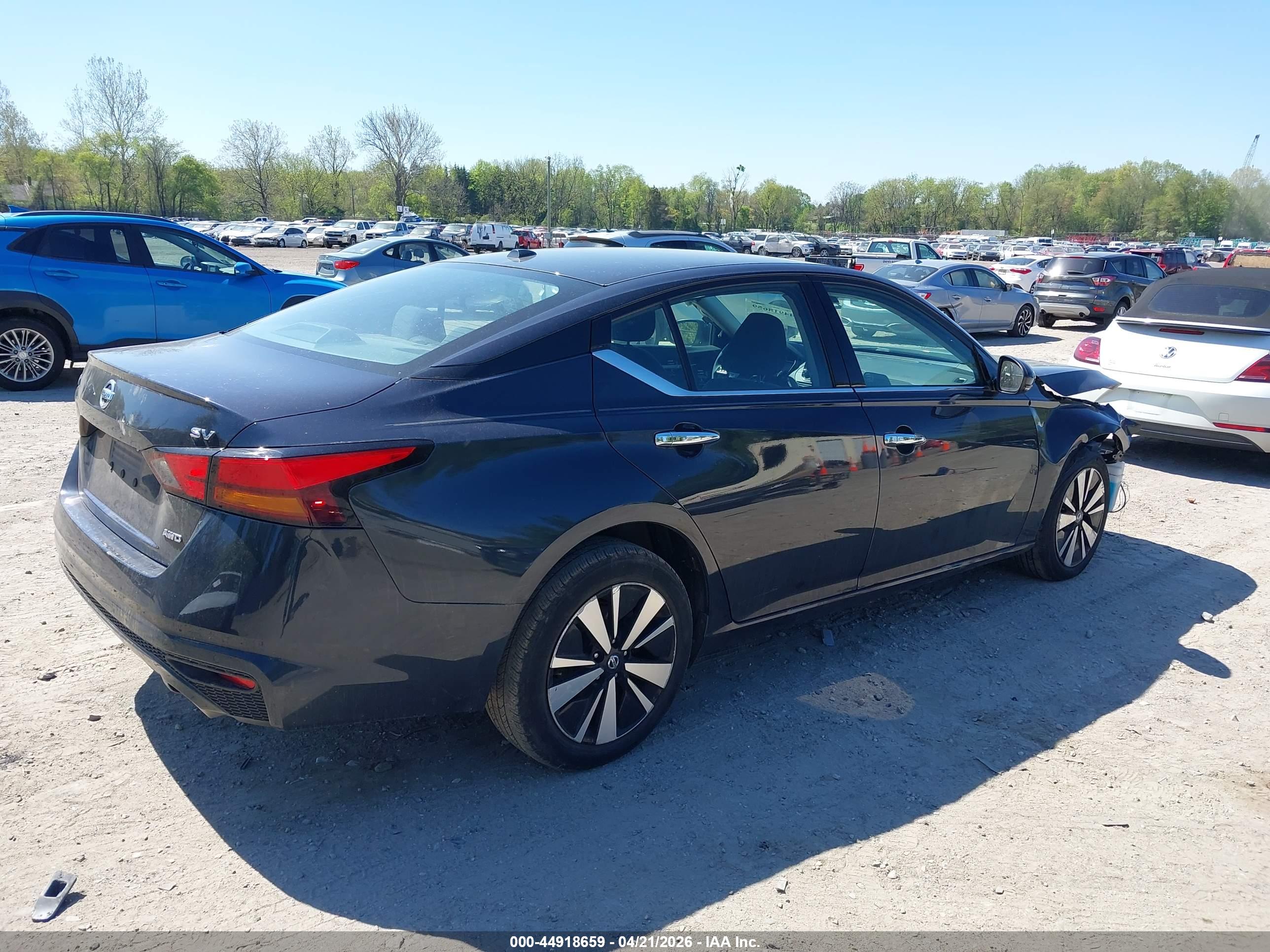 NISSAN ALTIMA image 4