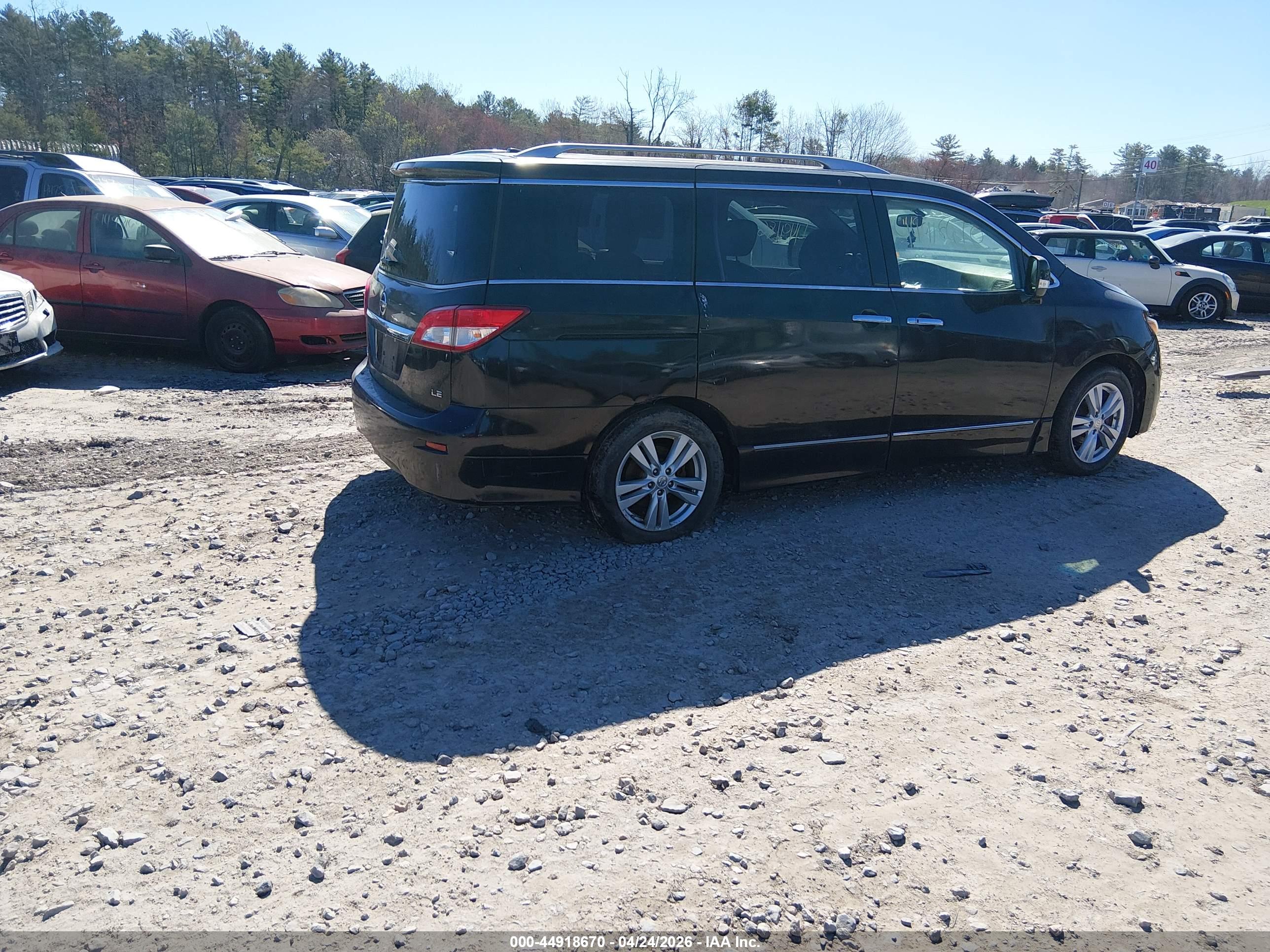 NISSAN QUEST image 4