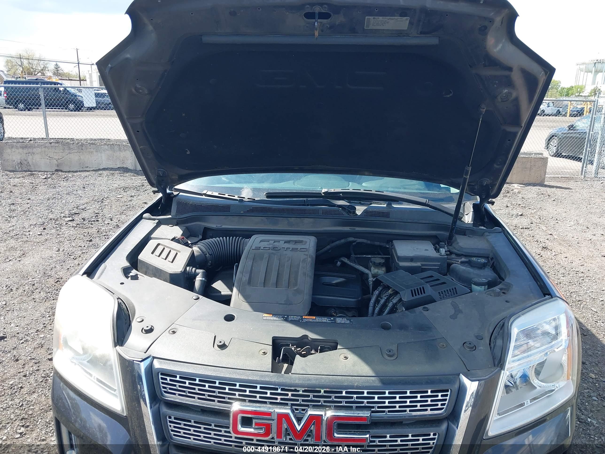 GMC TERRAIN image 10
