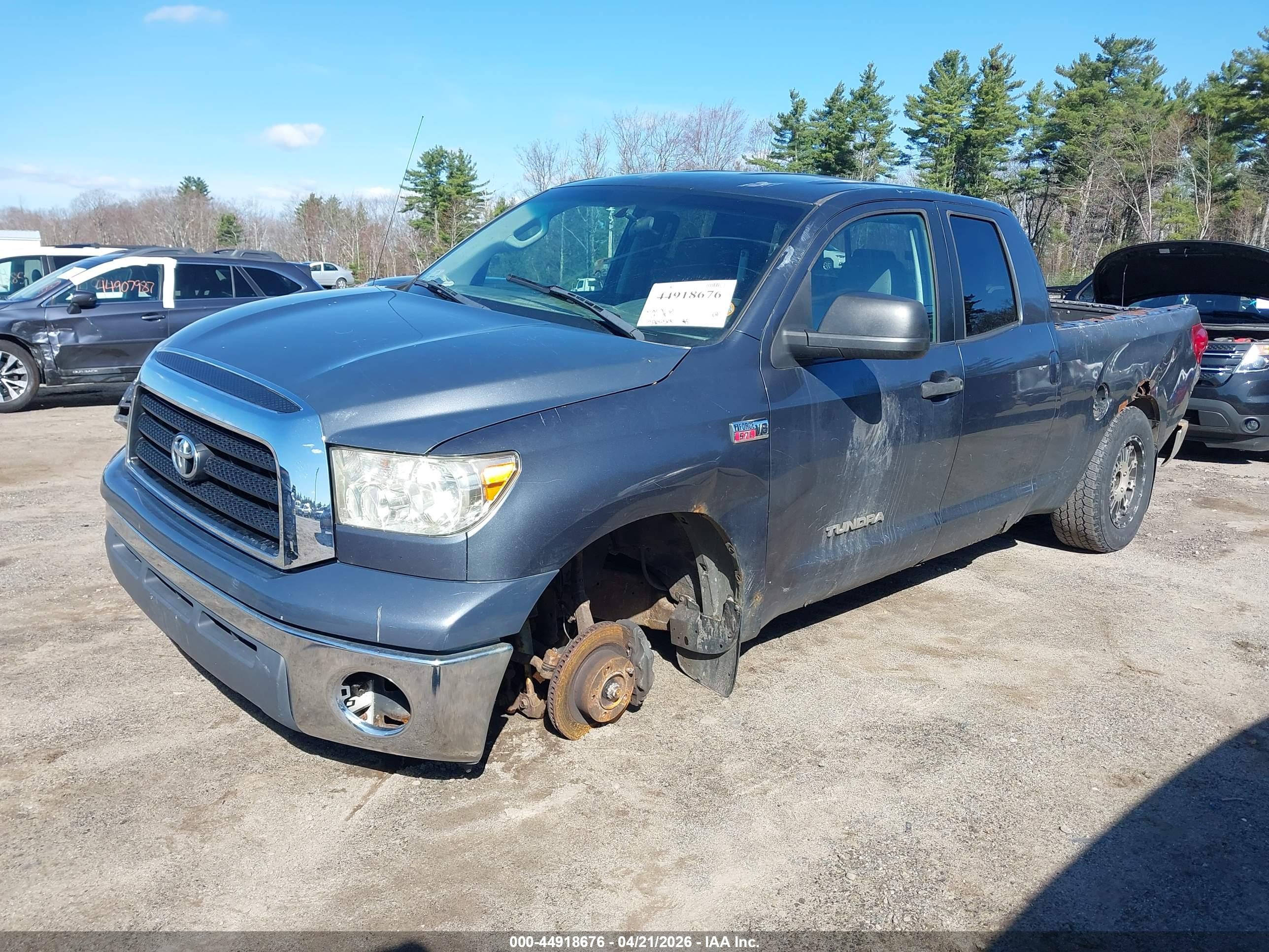TOYOTA TUNDRA image 6