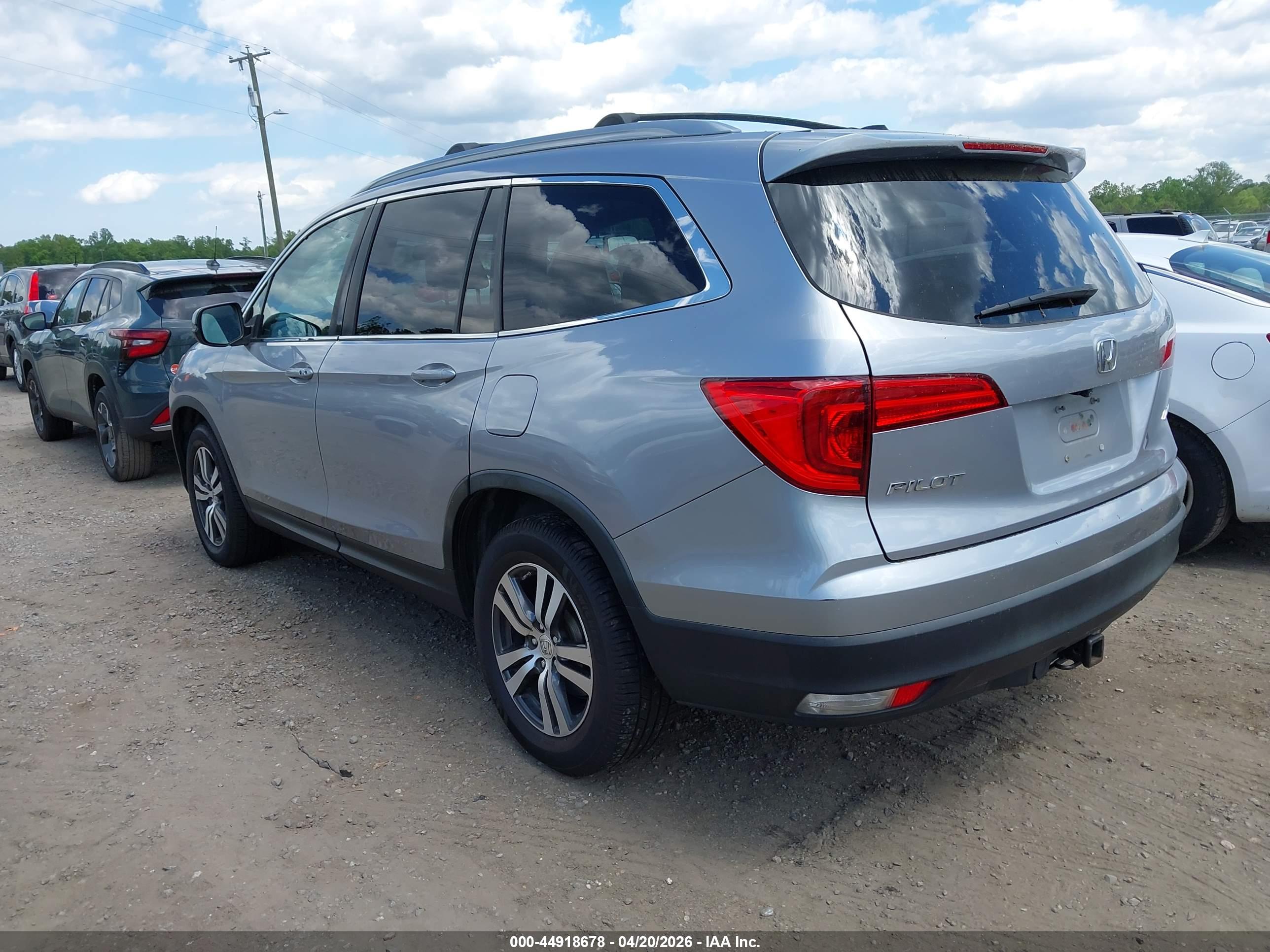 HONDA PILOT image 3