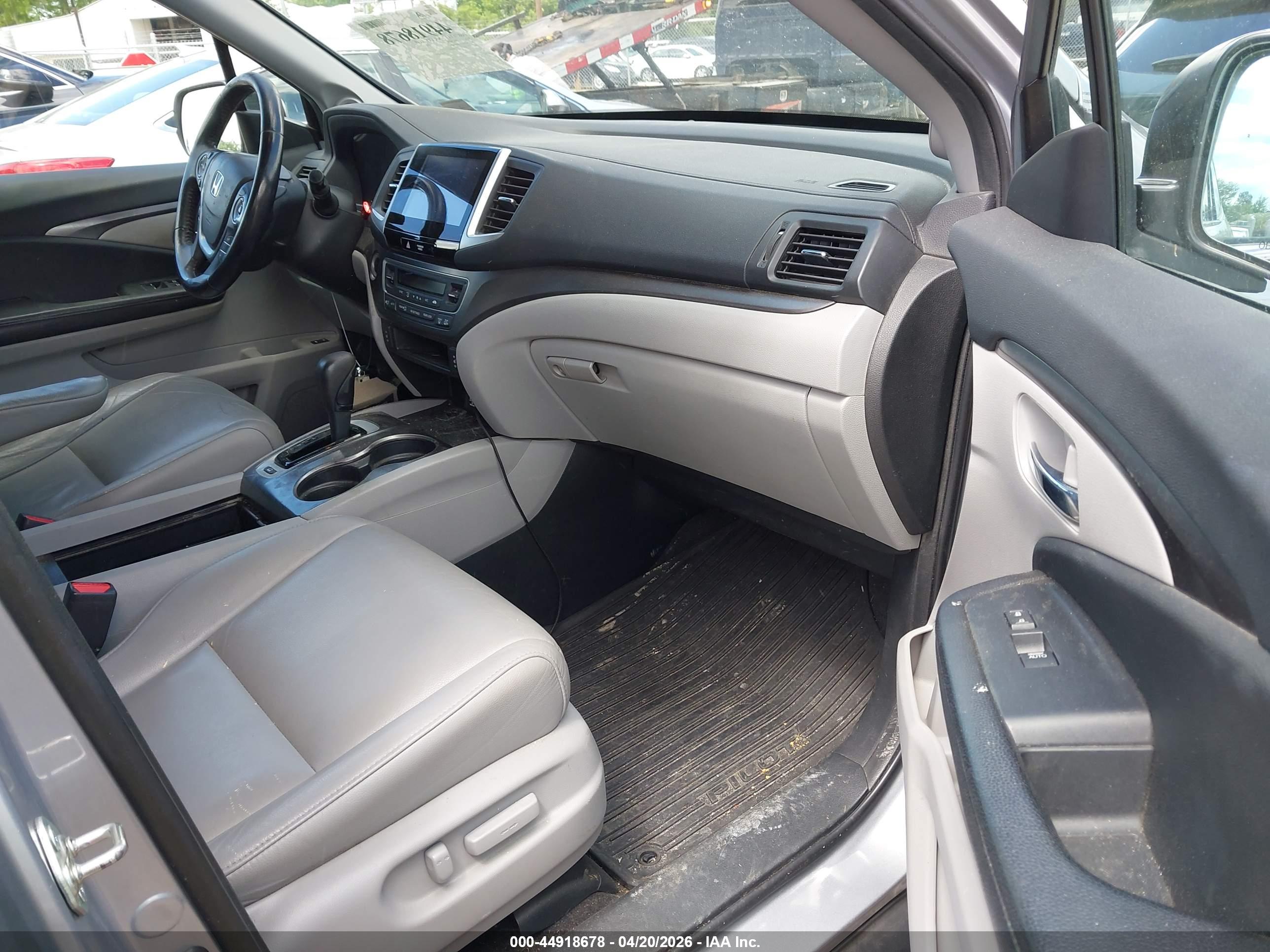 HONDA PILOT image 5