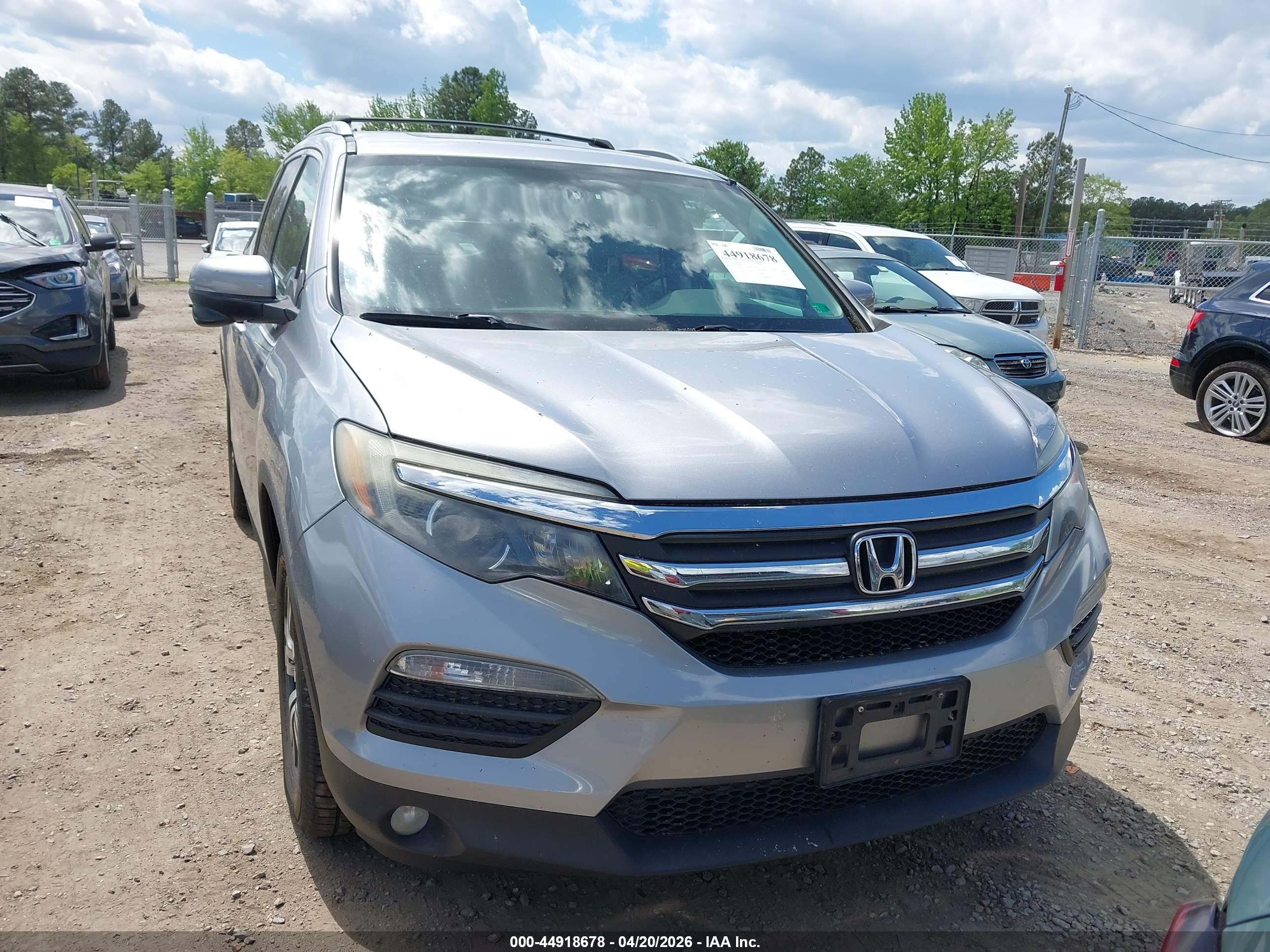 HONDA PILOT image 6