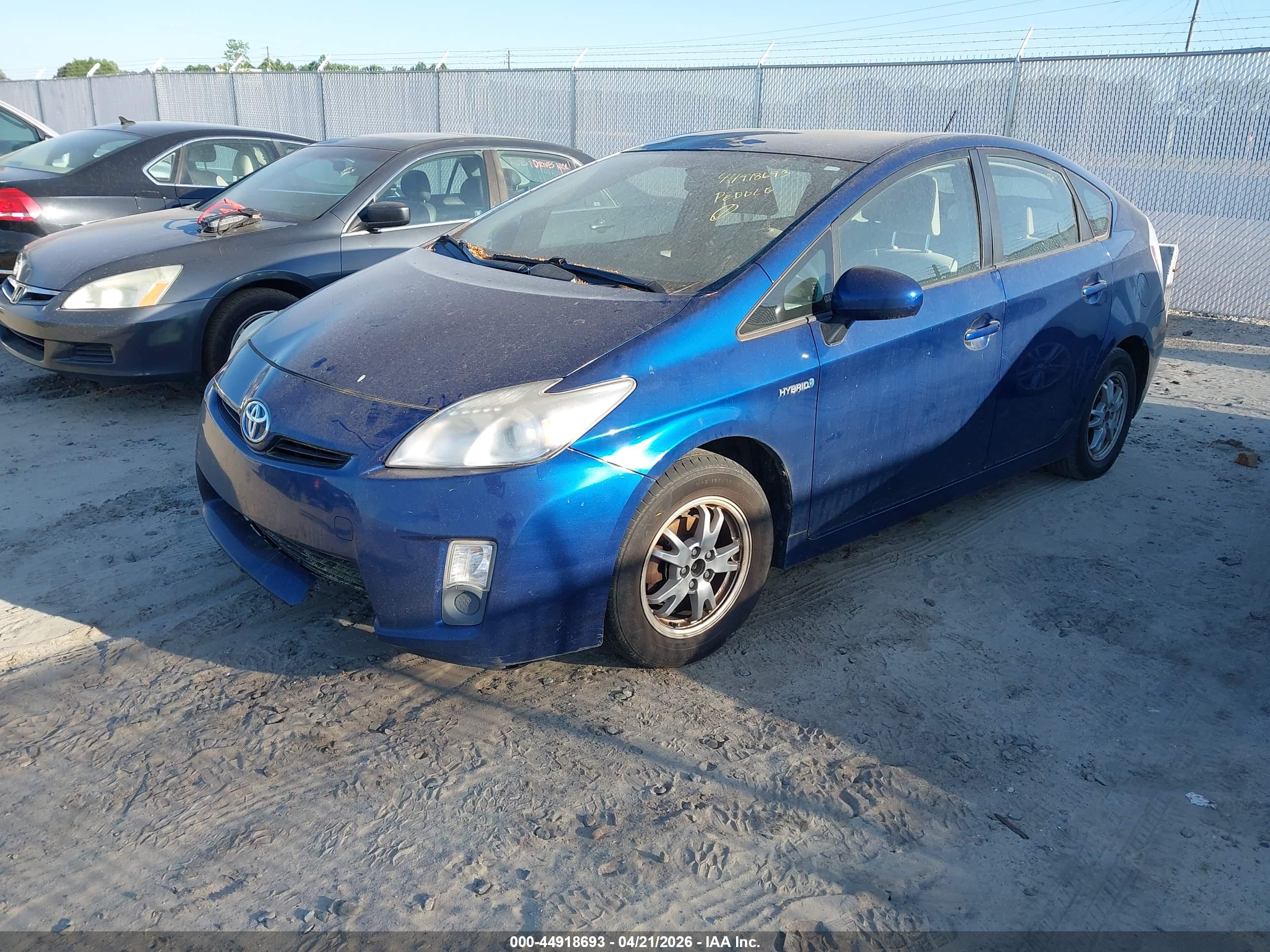 TOYOTA PRIUS image 2