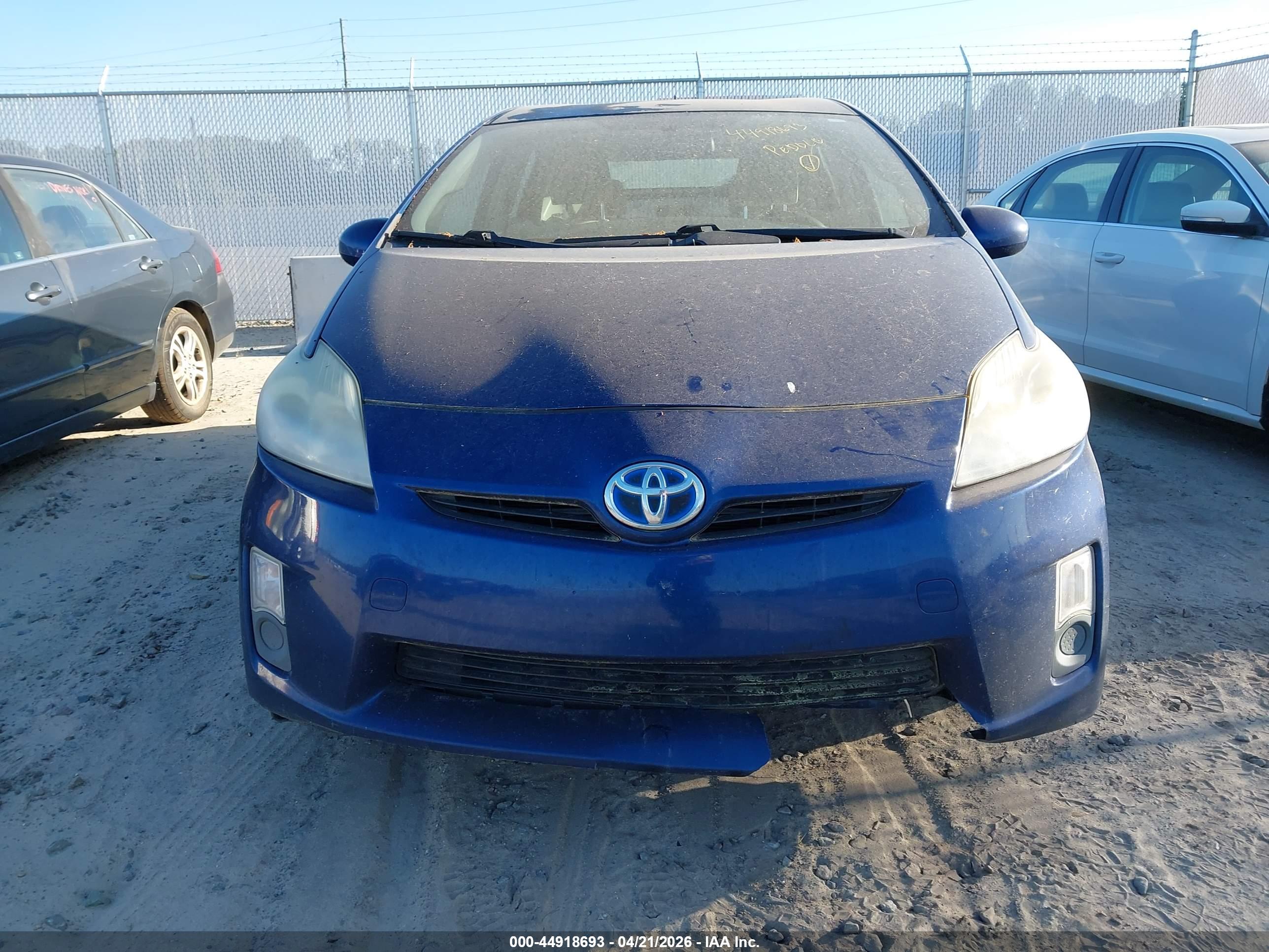 TOYOTA PRIUS image 6