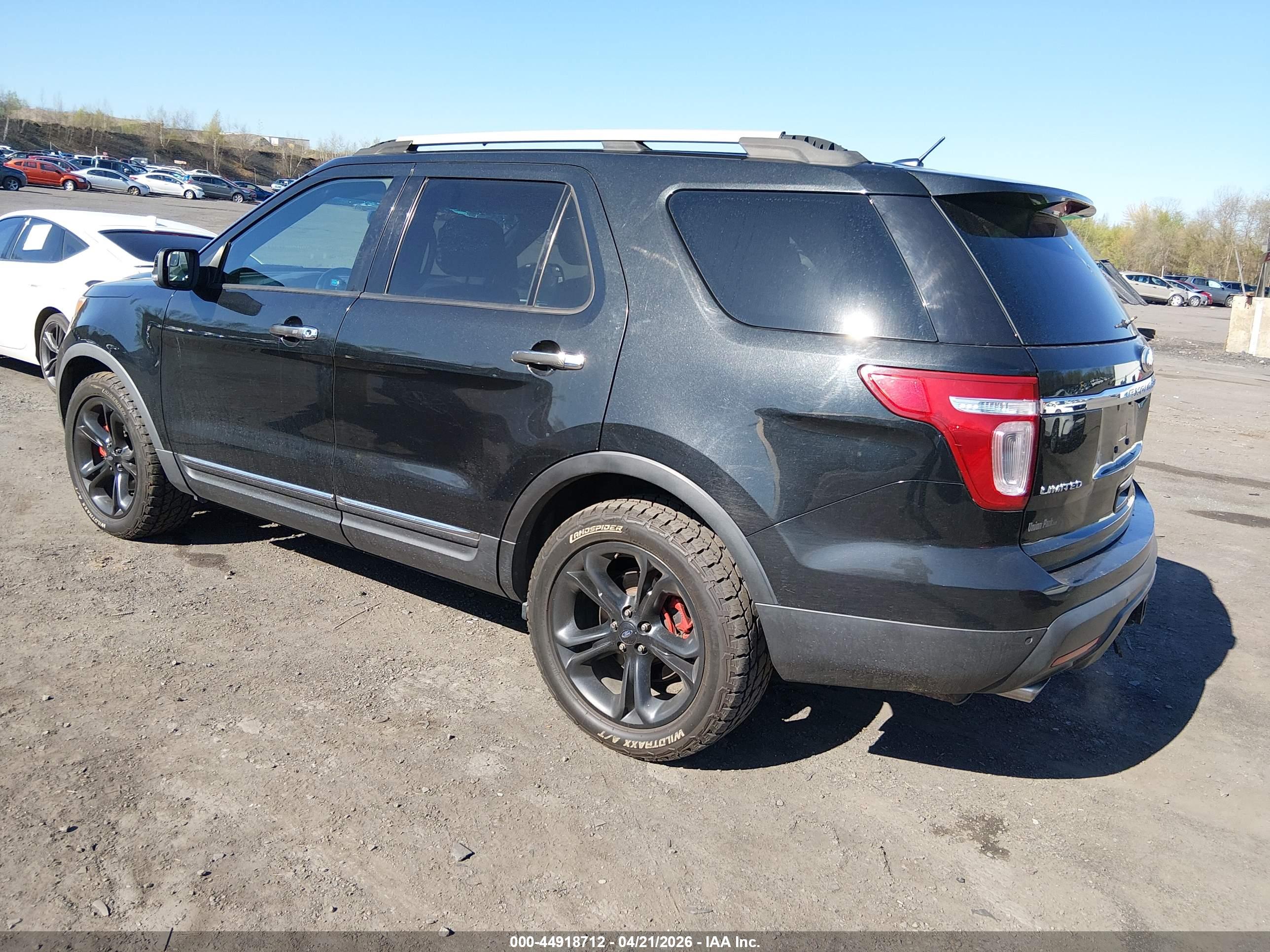 FORD EXPLORER image 3