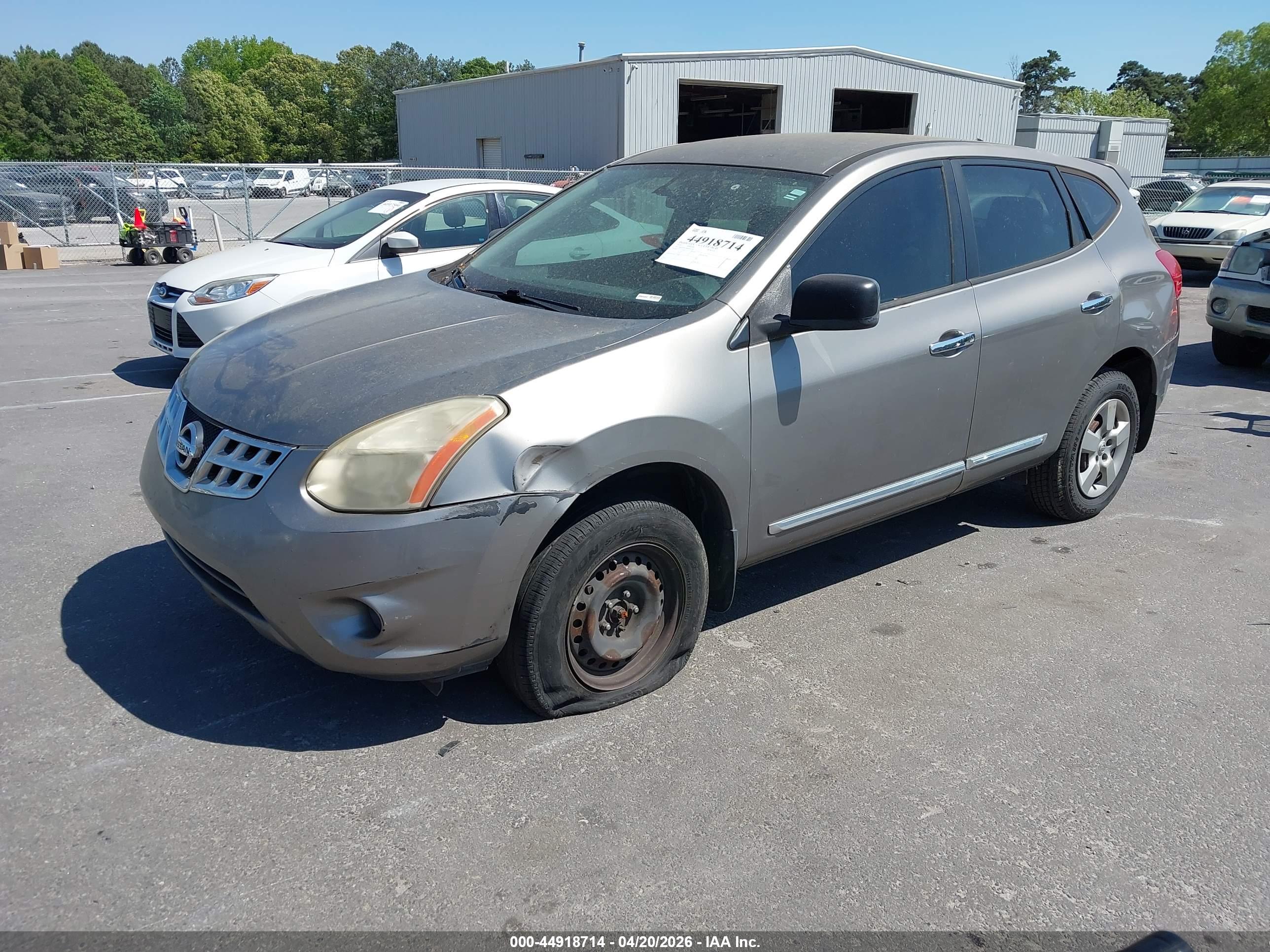NISSAN ROGUE image 2