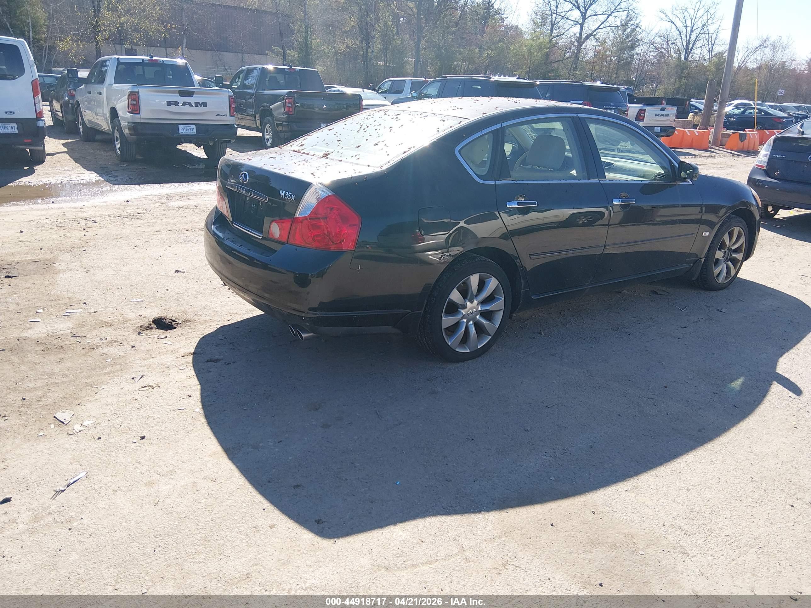 INFINITI M35X image 4