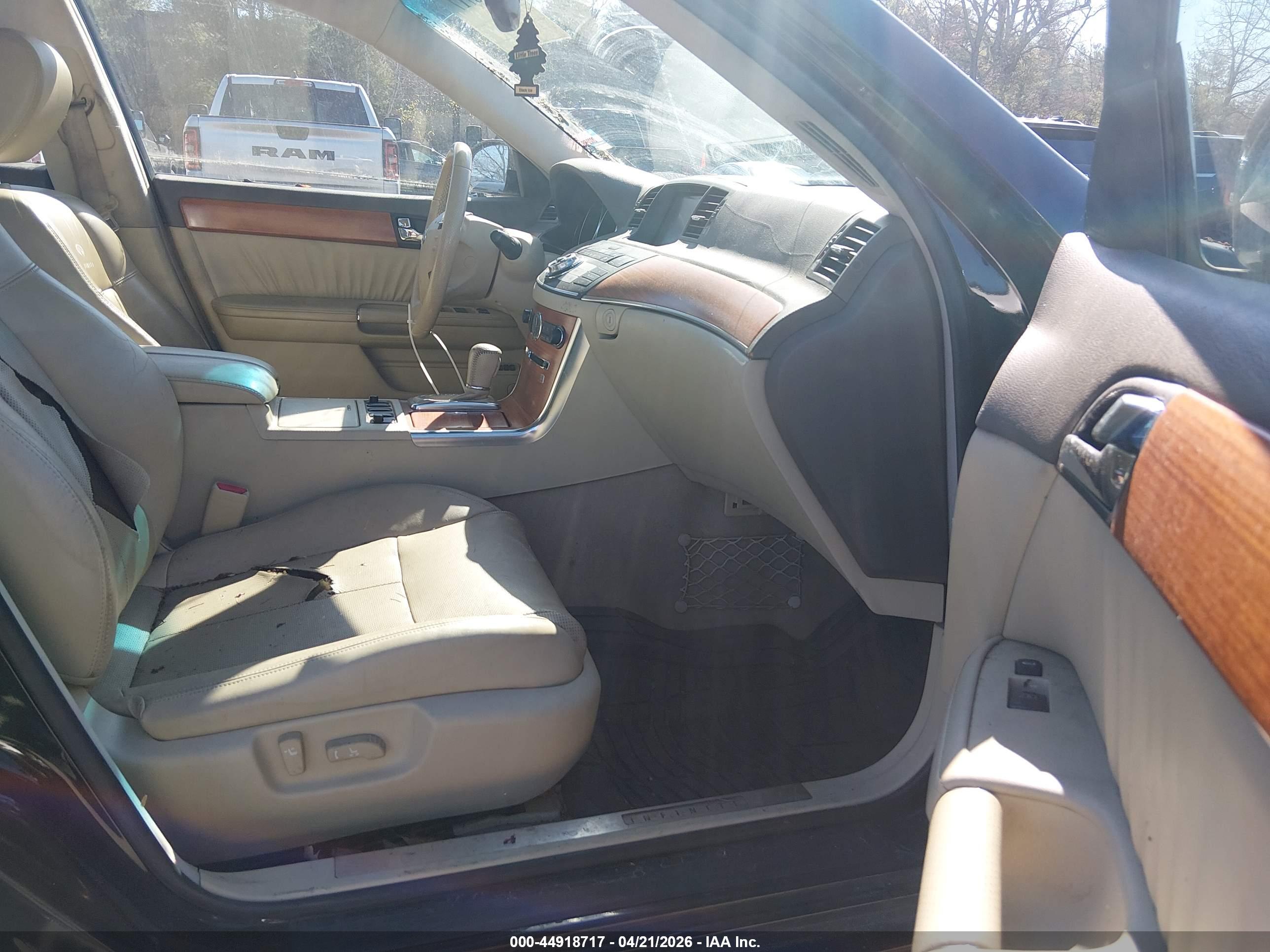 INFINITI M35X image 5