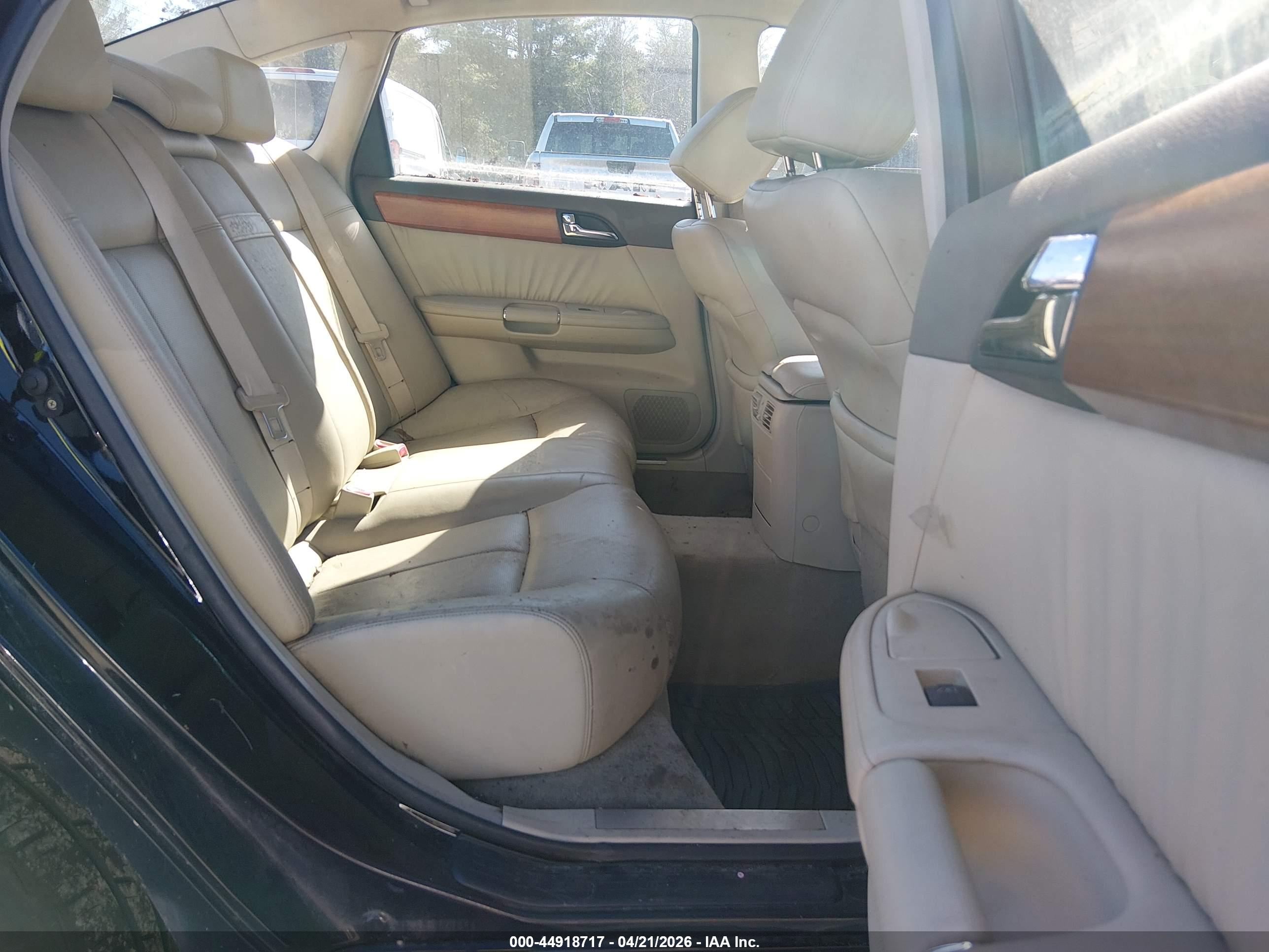 INFINITI M35X image 8