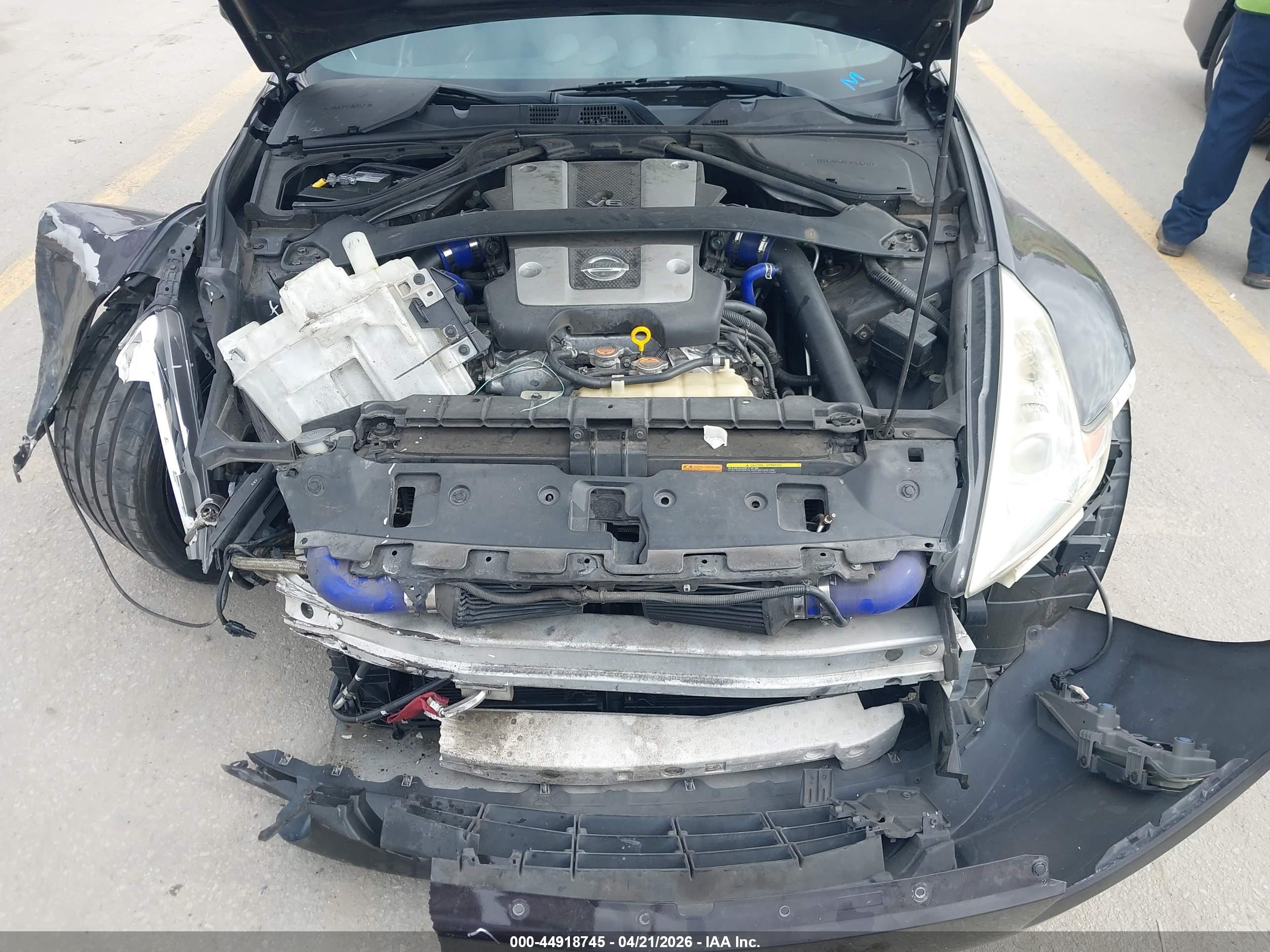 NISSAN 370Z image 10