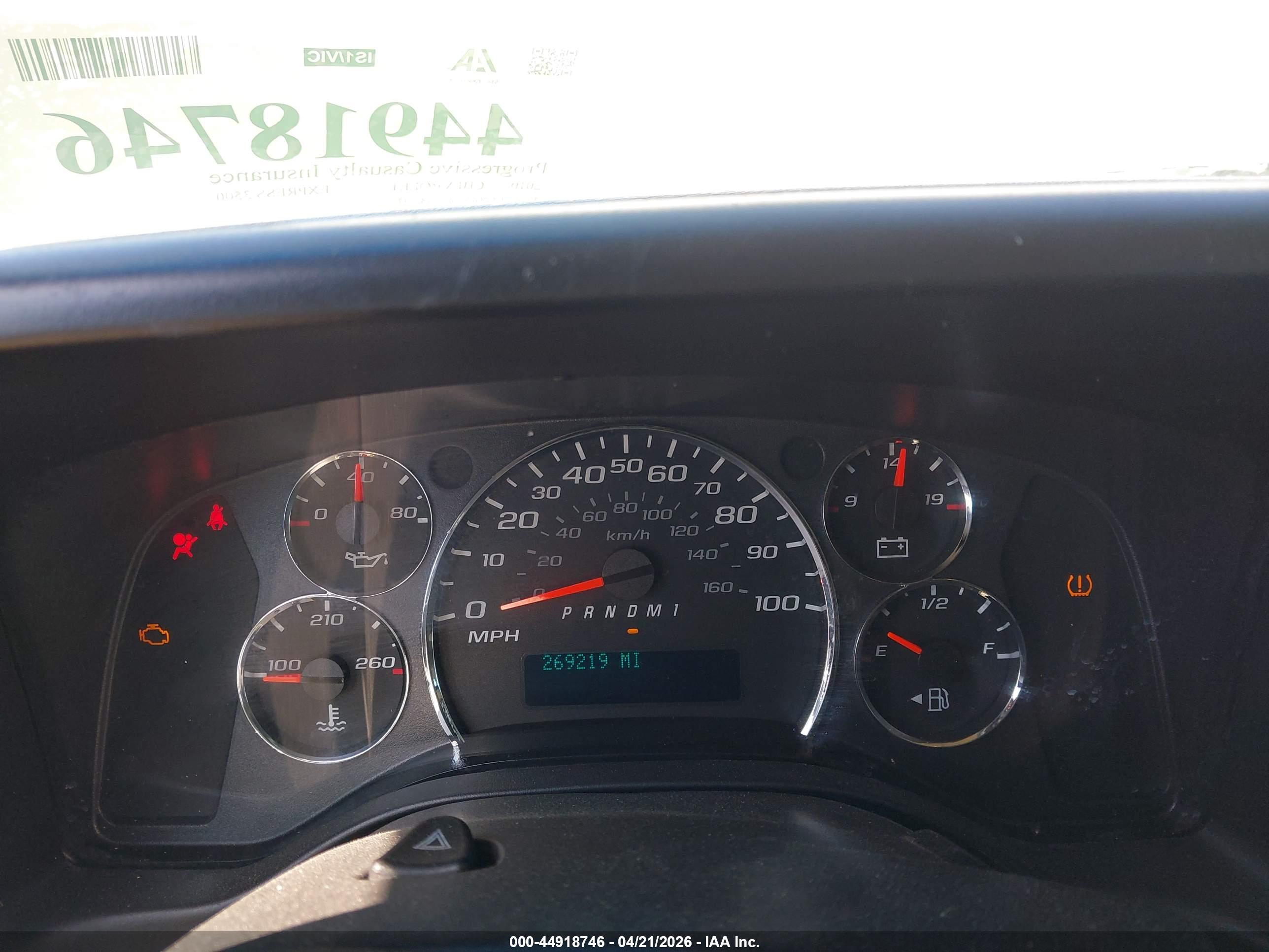CHEVROLET EXPRESS image 7