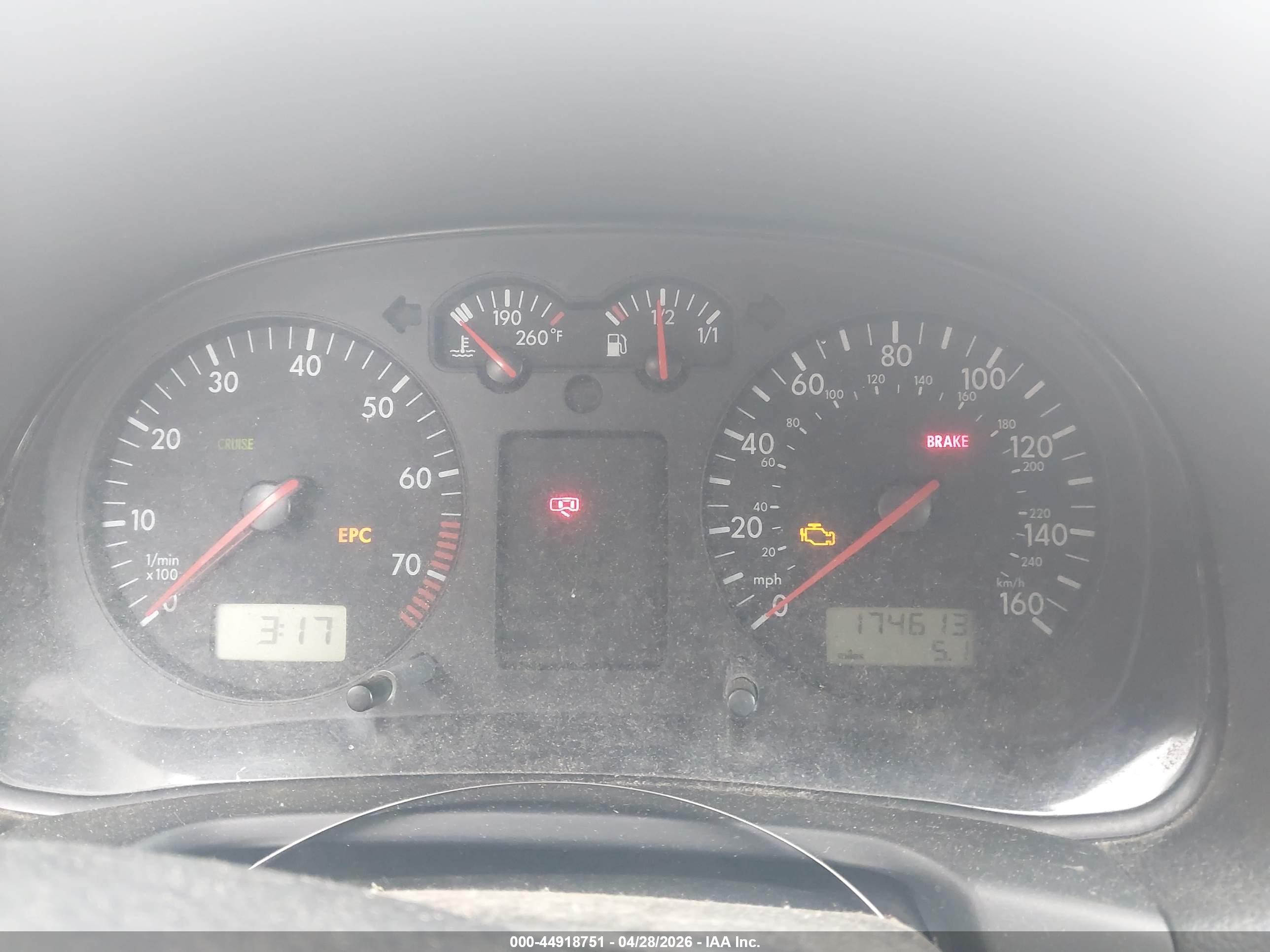 VOLKSWAGEN GOLF image 7