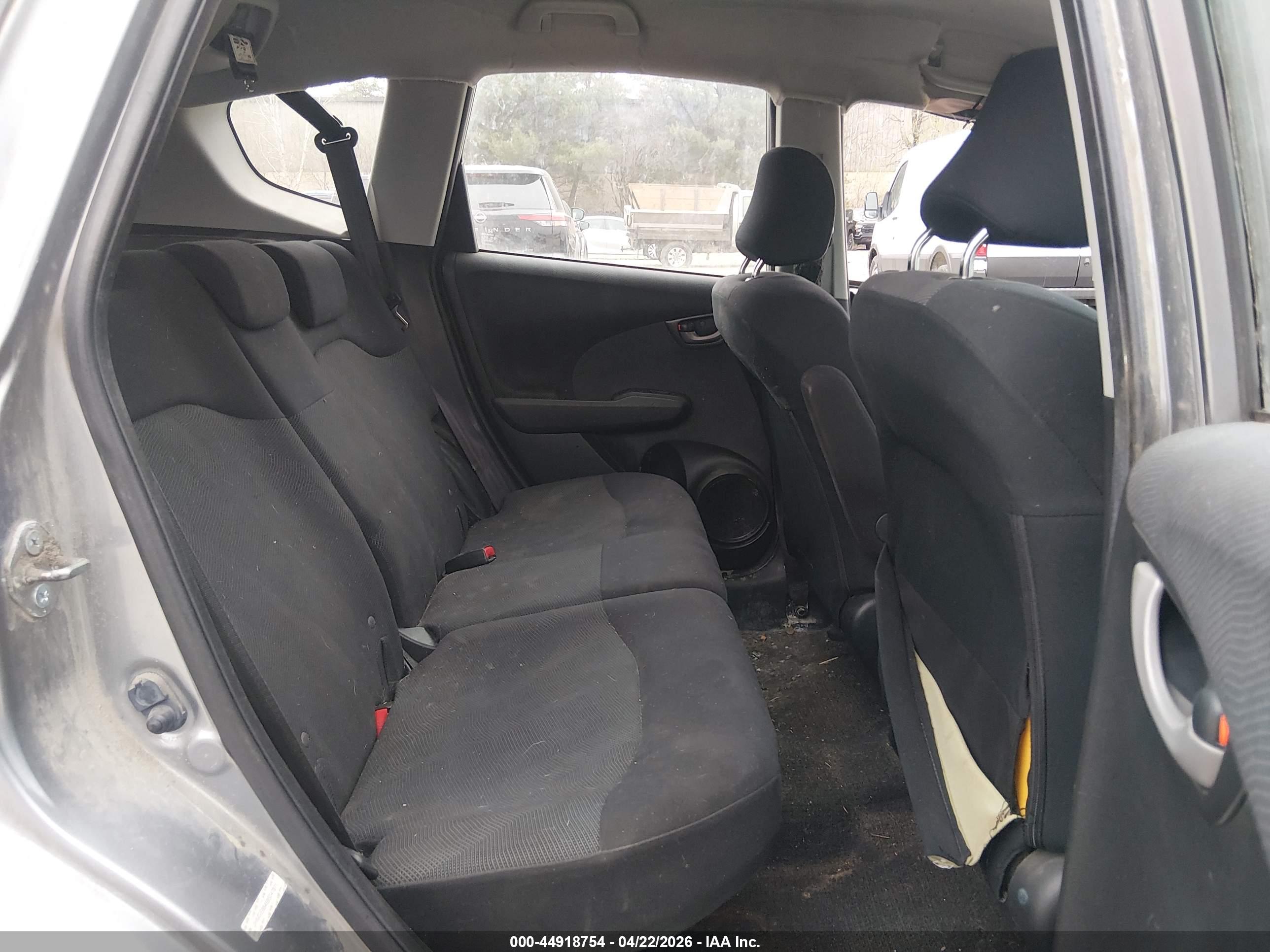 HONDA FIT image 8