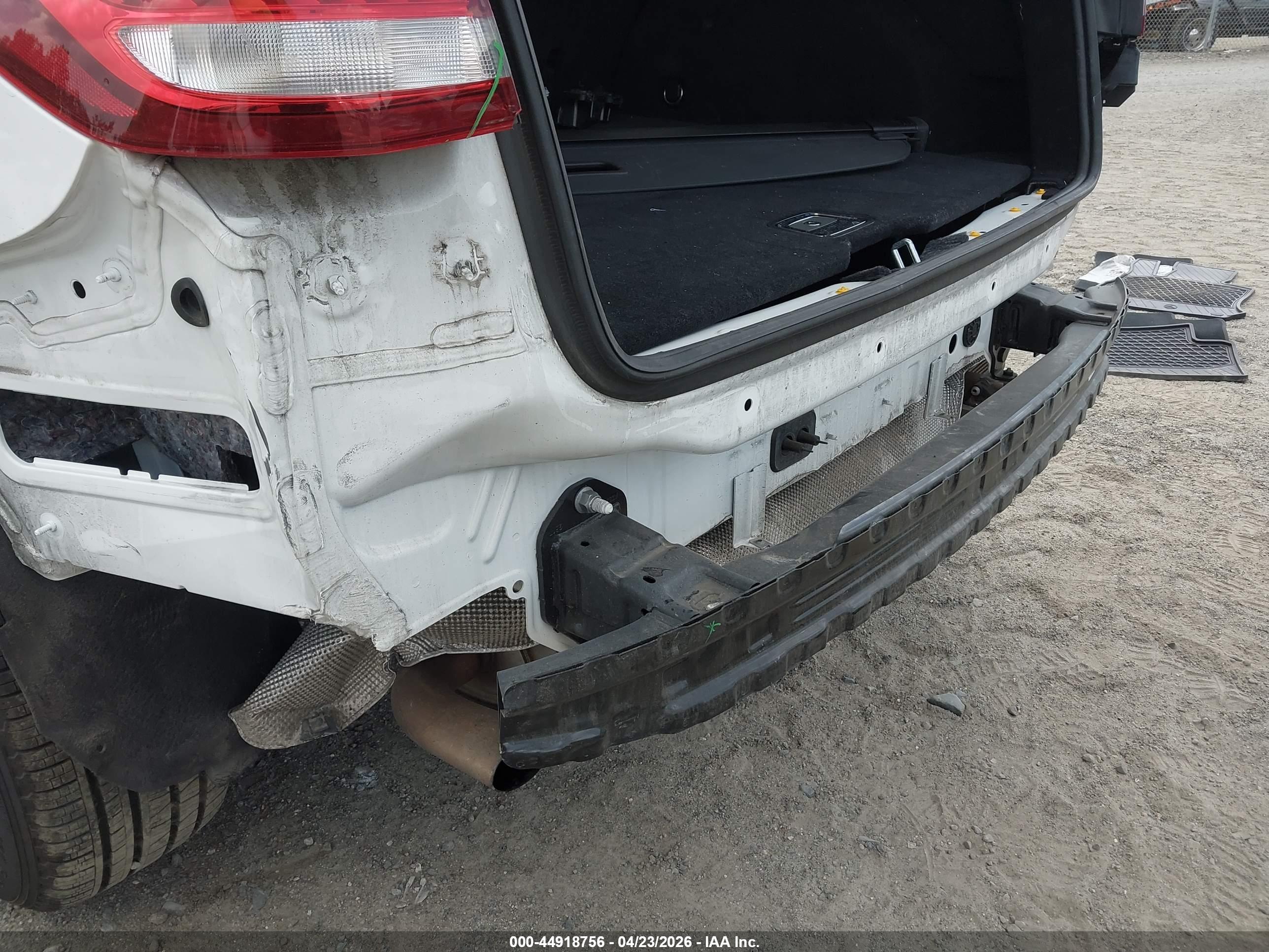 MERCEDES-BENZ GLC image 6