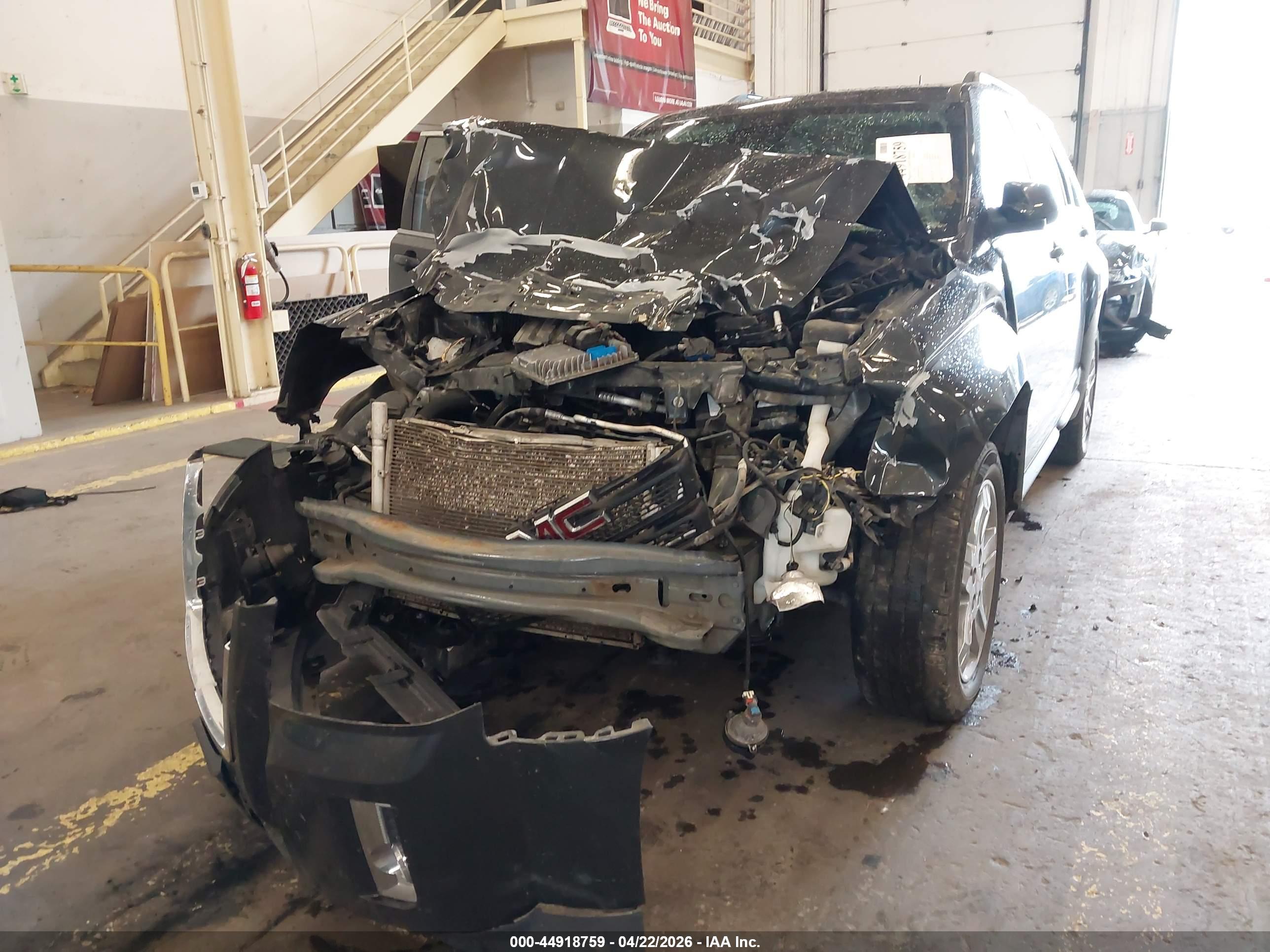 GMC TERRAIN image 6
