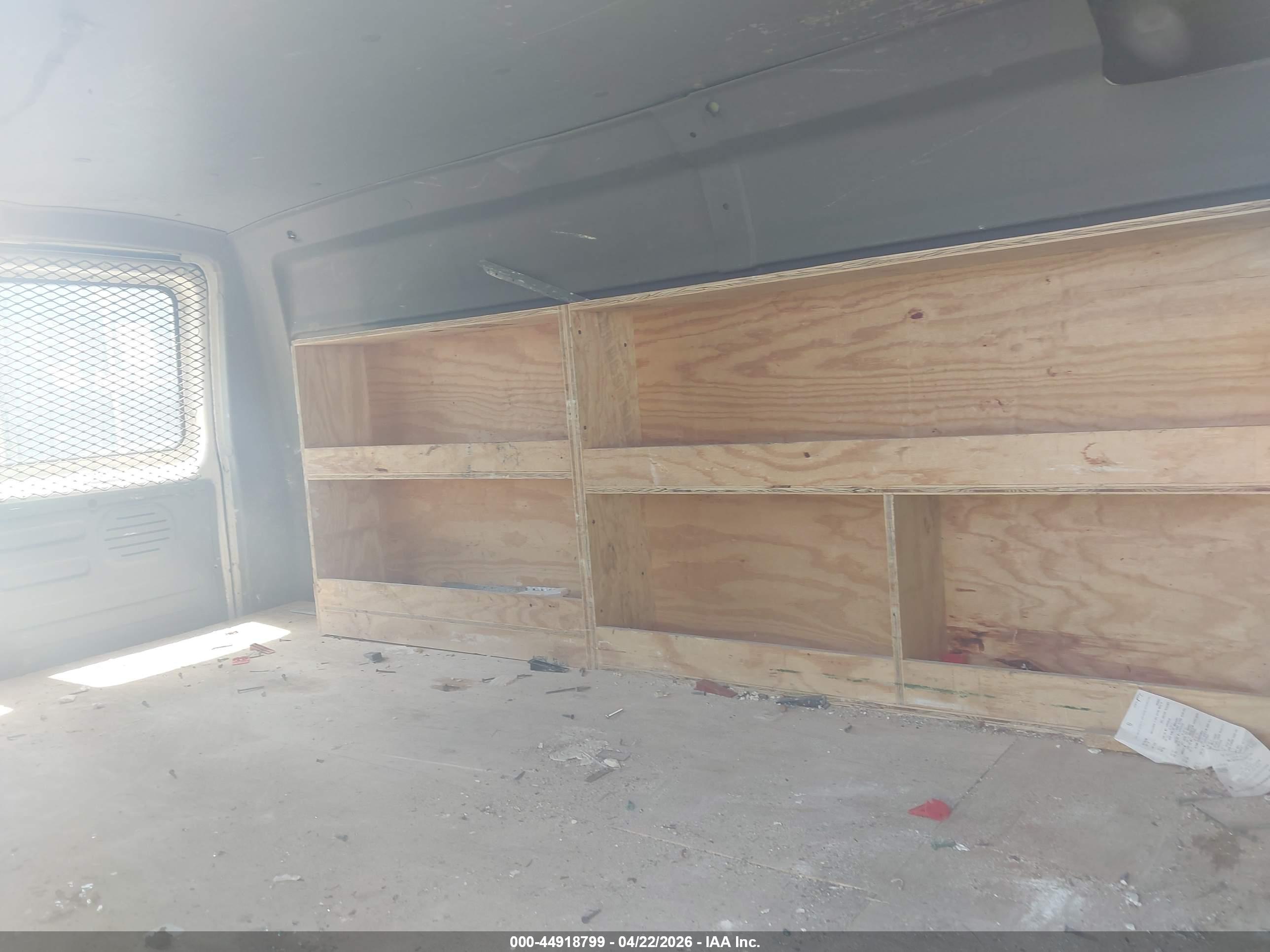 FORD E-150 image 8