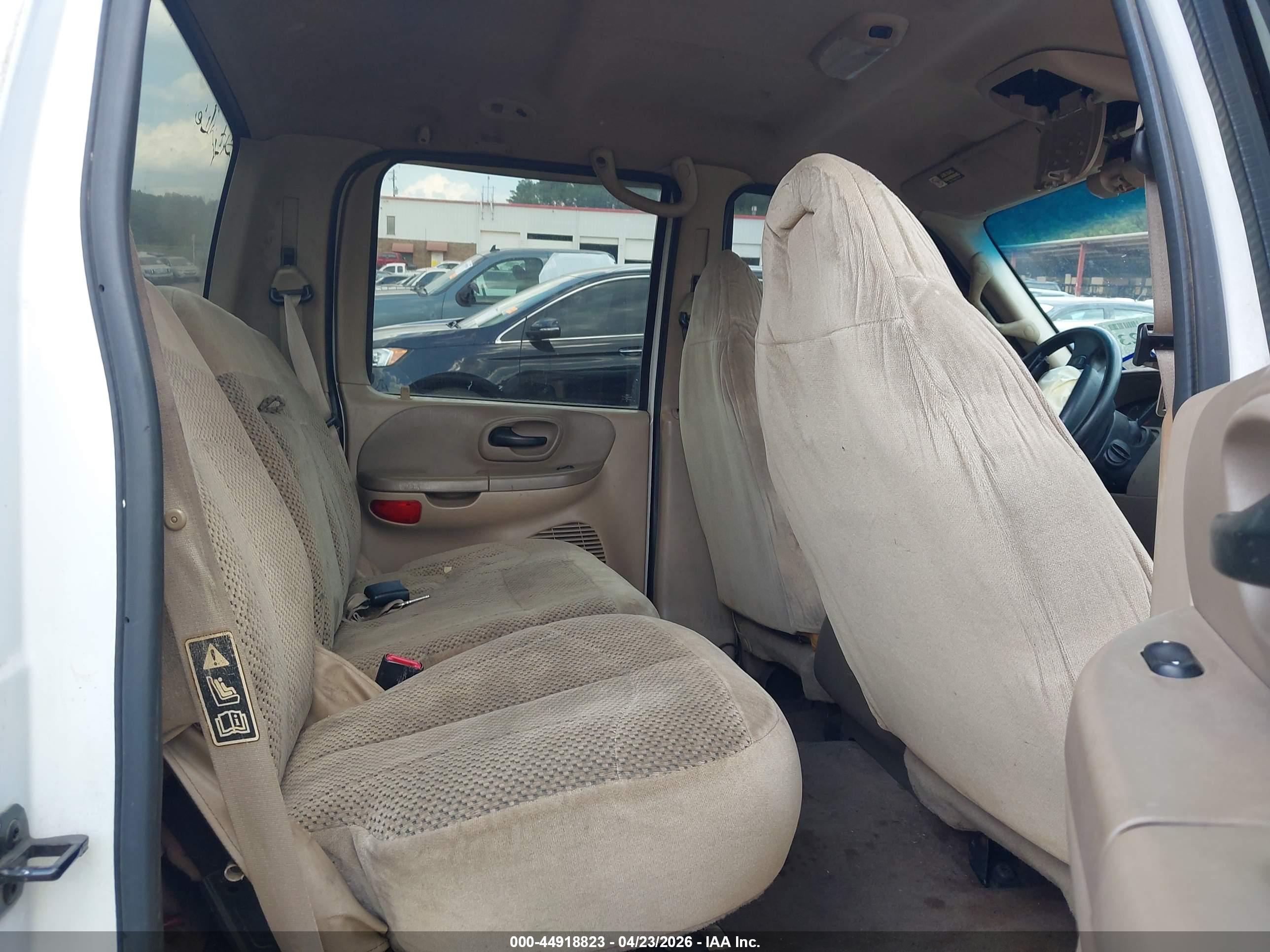 FORD F-150 image 8