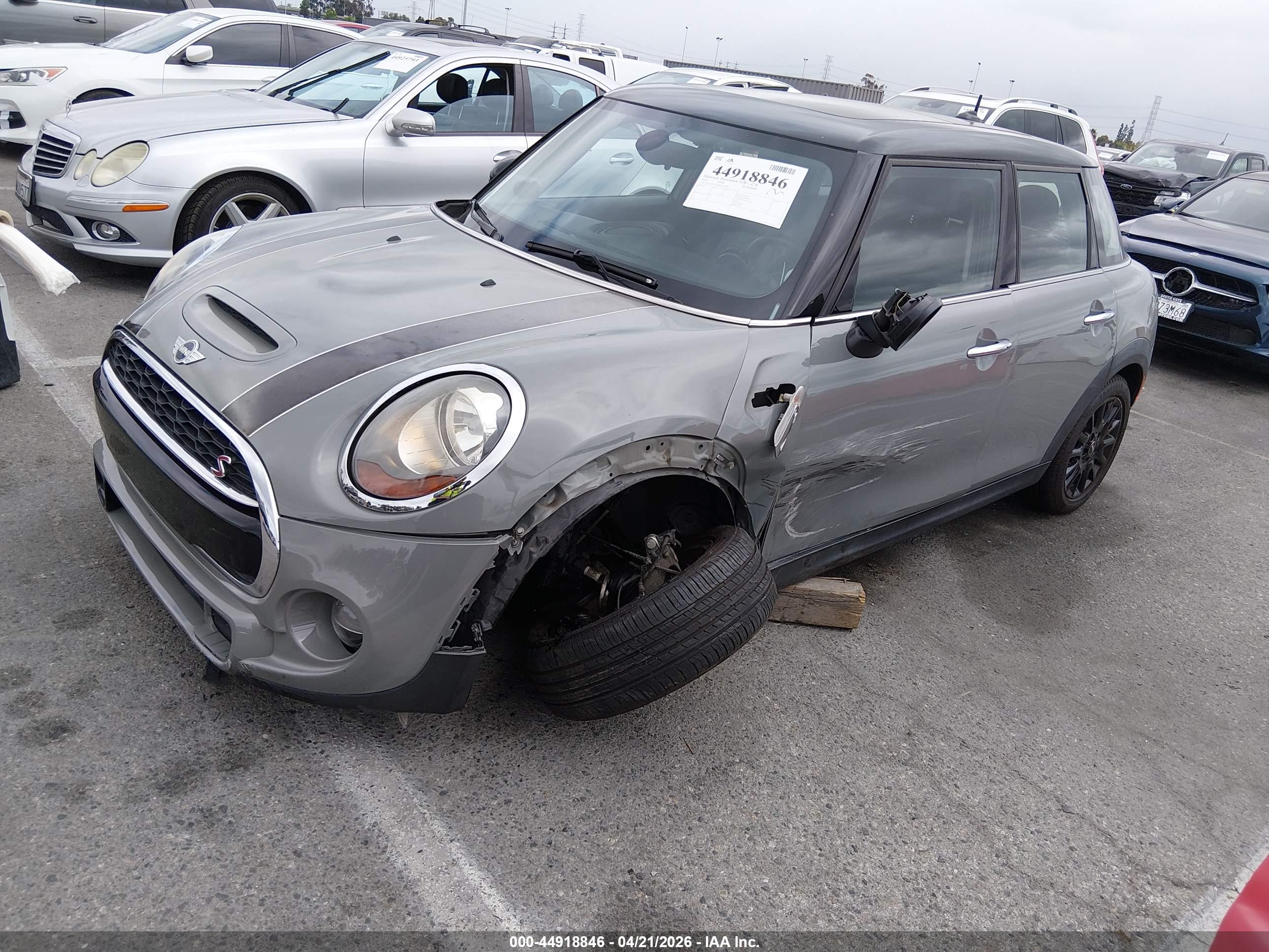 MINI HARDTOP image 2