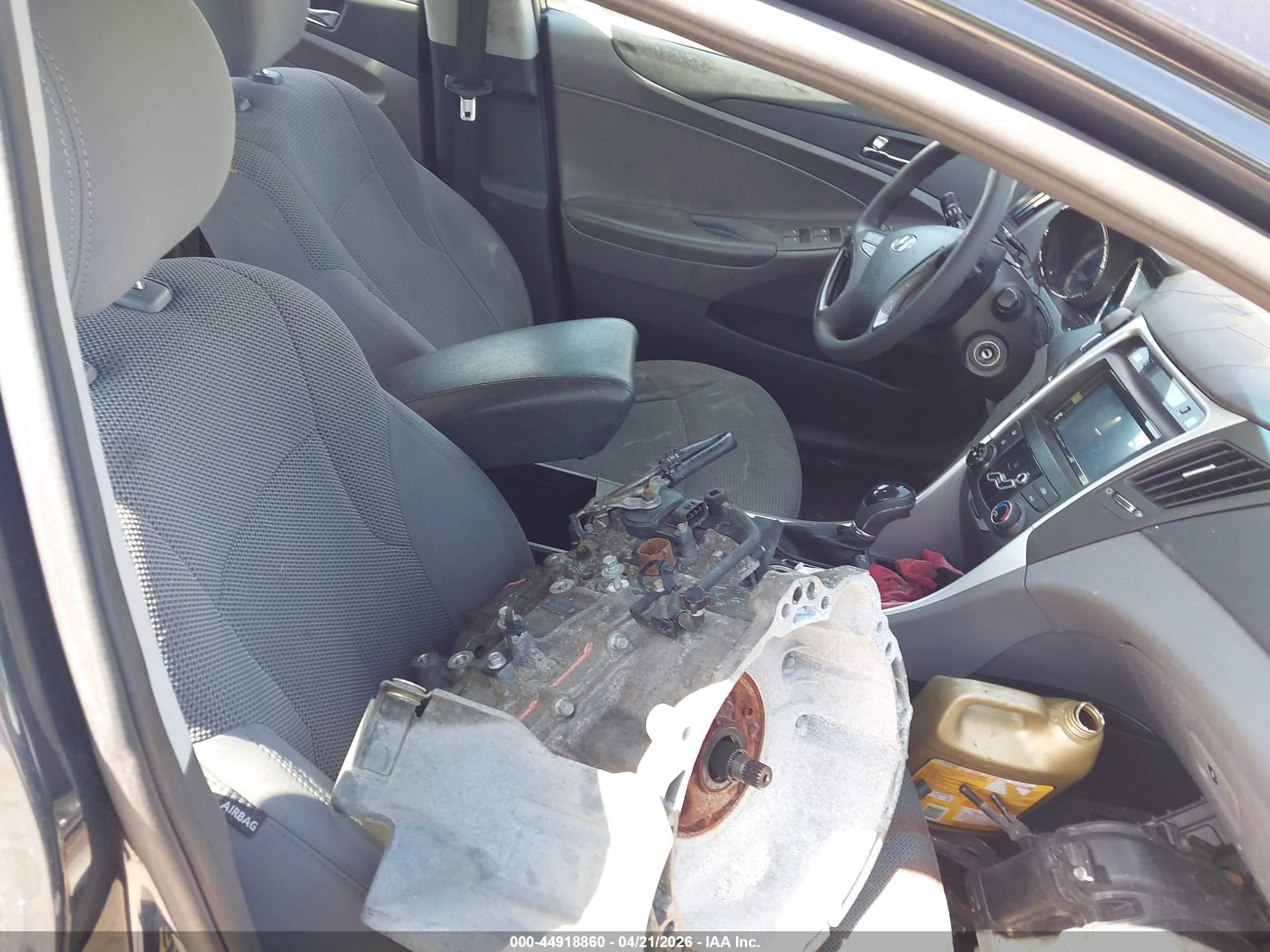HYUNDAI SONATA image 5