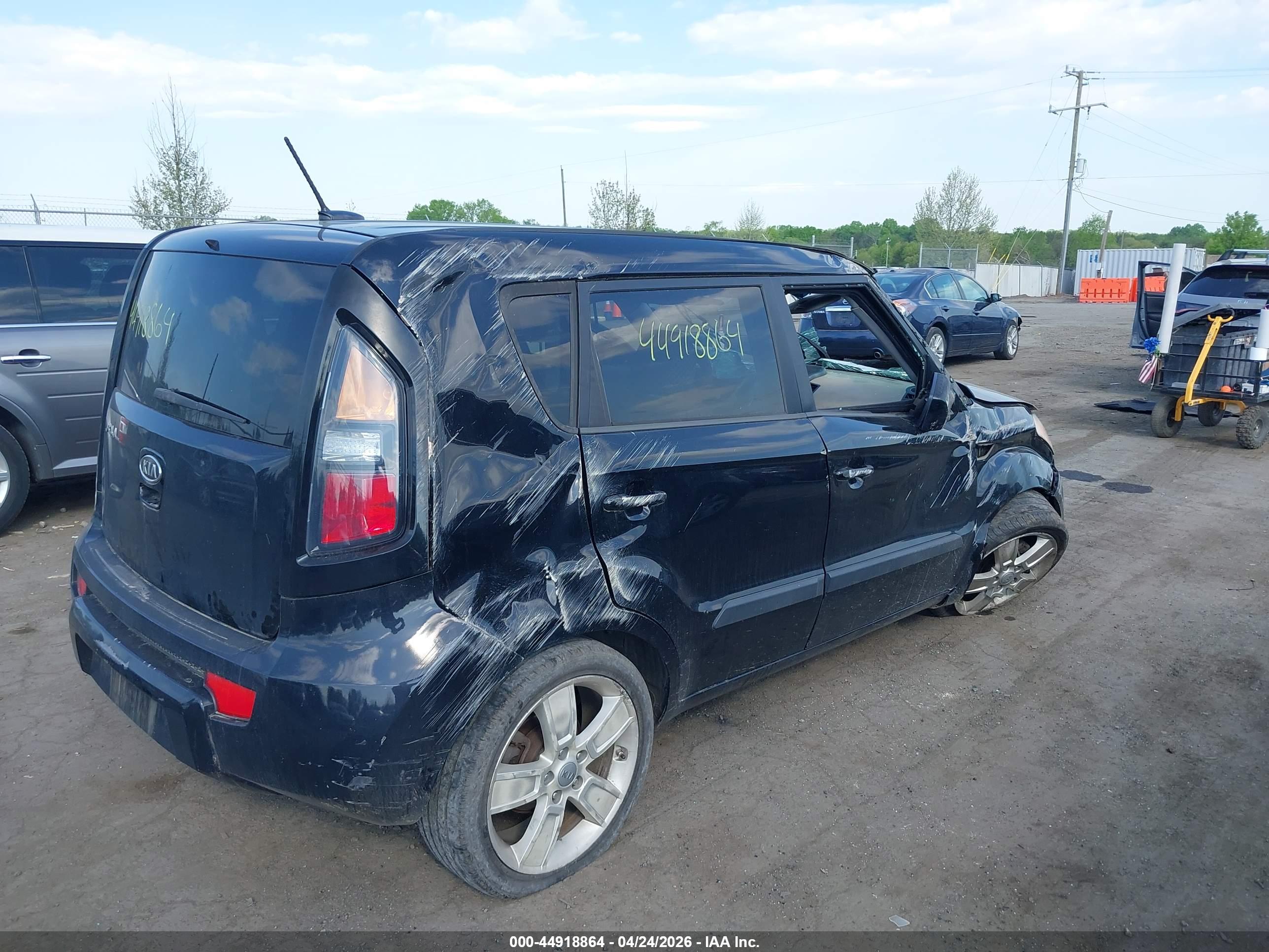 KIA SOUL image 4