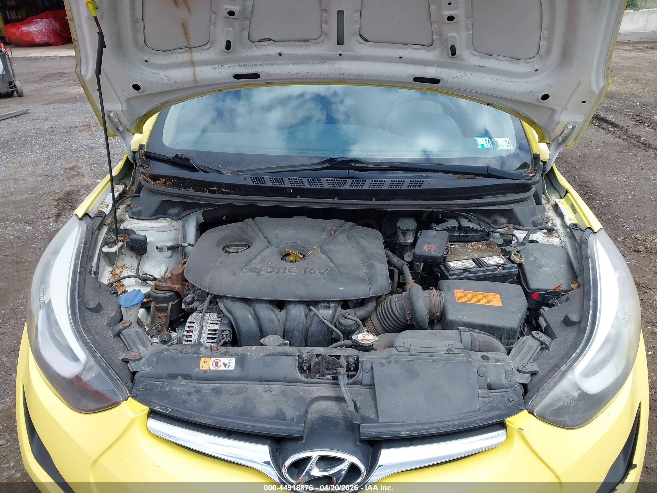 HYUNDAI ELANTRA image 10