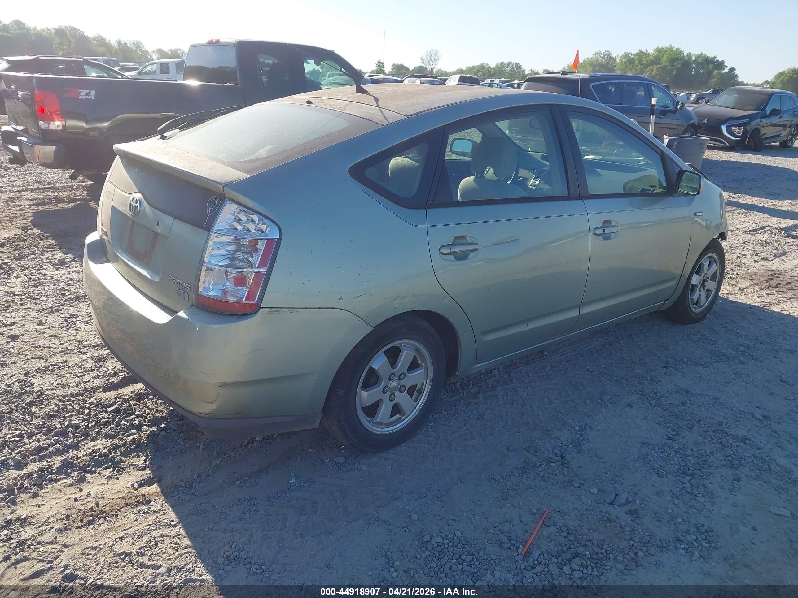 TOYOTA PRIUS image 4