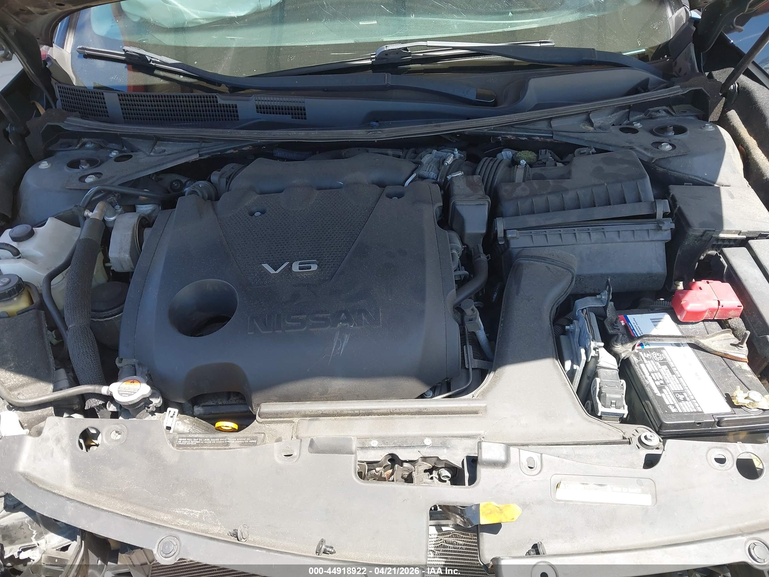 NISSAN MAXIMA image 10