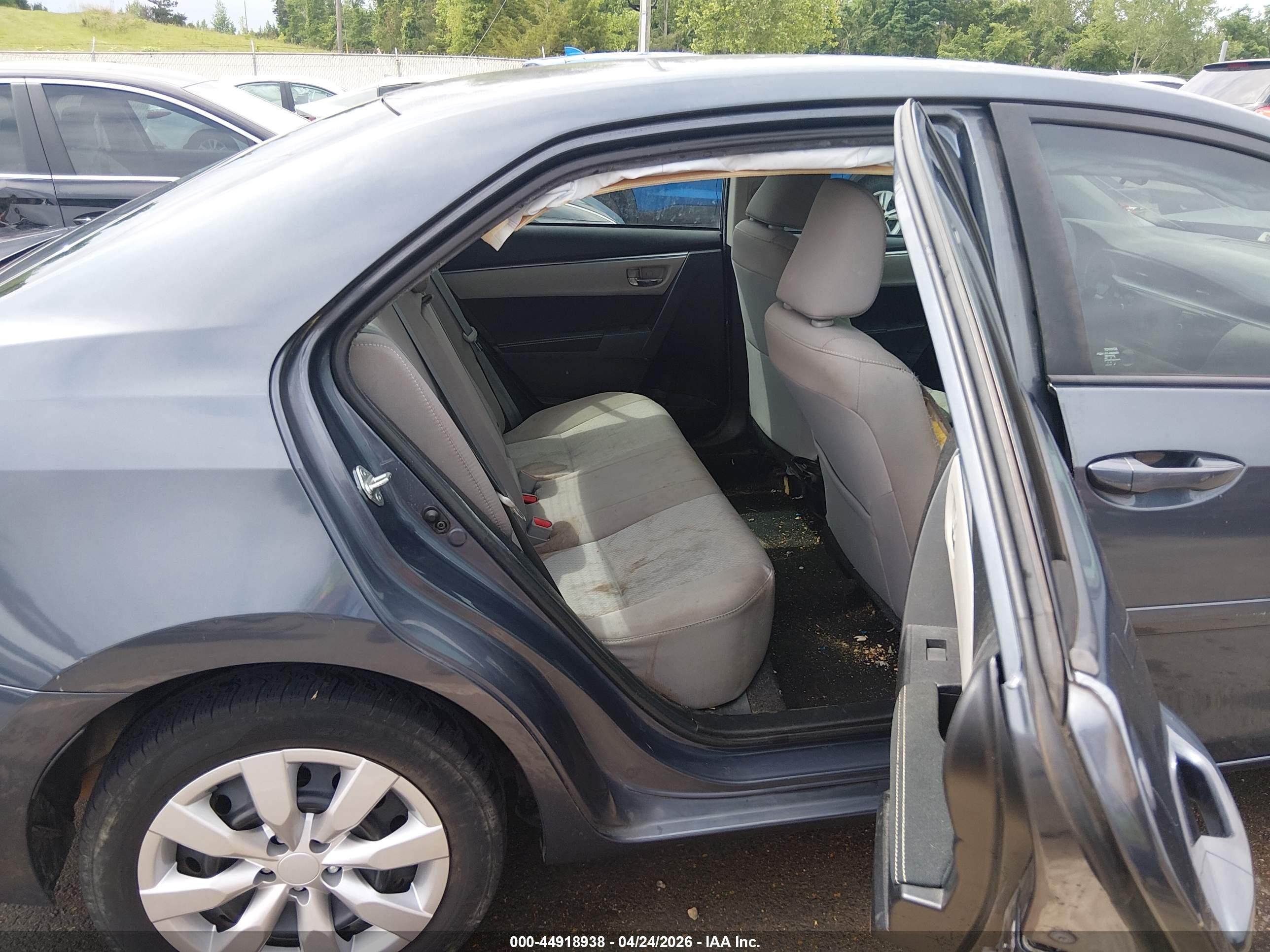 TOYOTA COROLLA image 8