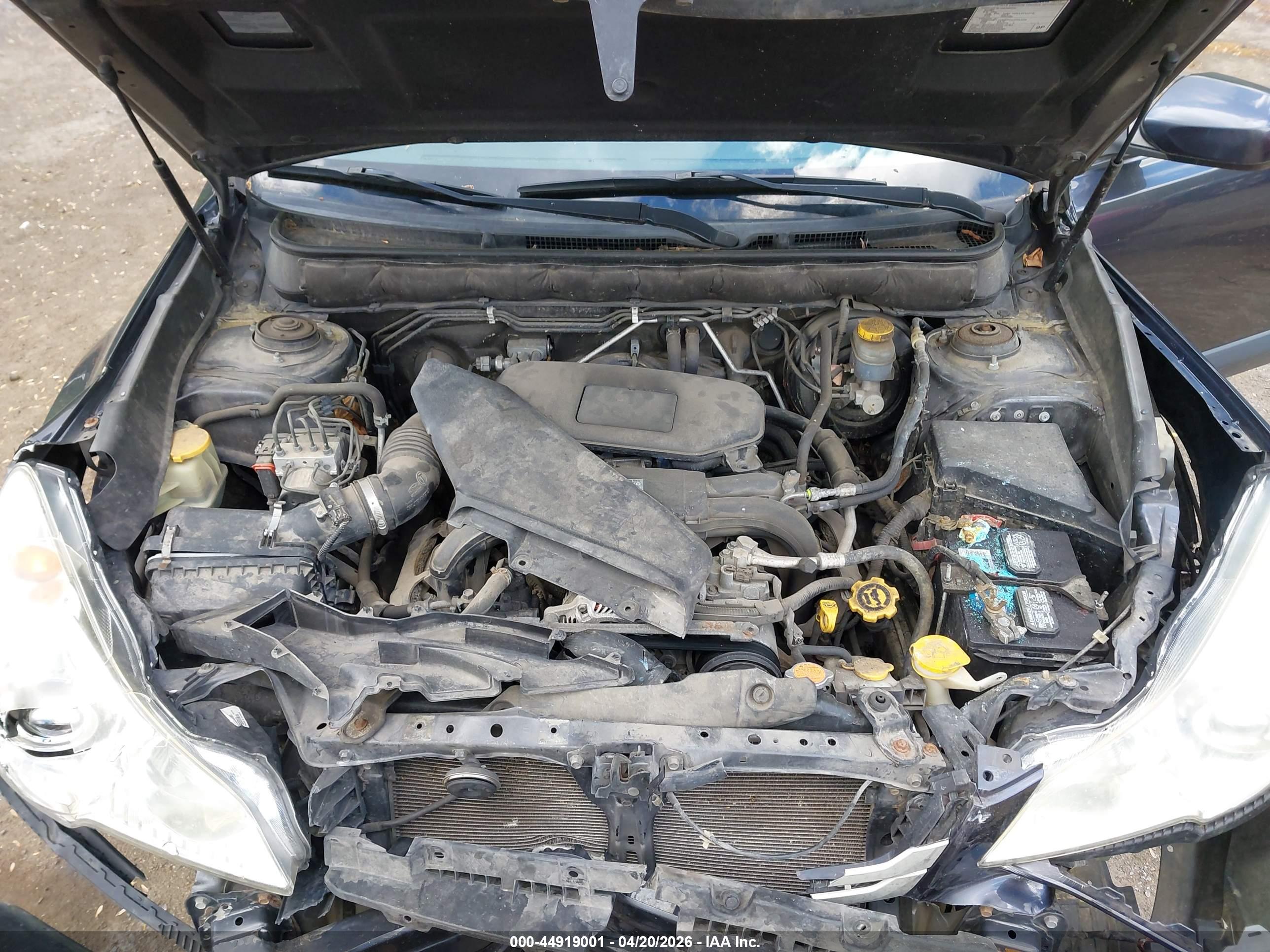 SUBARU OUTBACK image 10